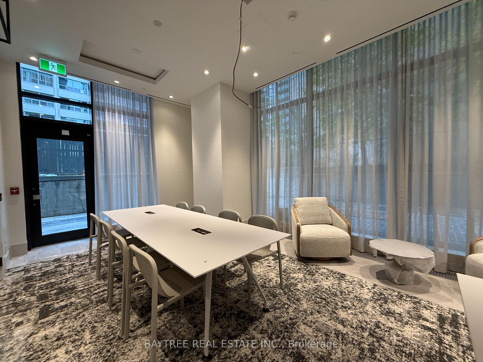Photo 27 of Unit 902, 65 Broadway Avenue, Toronto, Mount Pleasant West — HOMEH