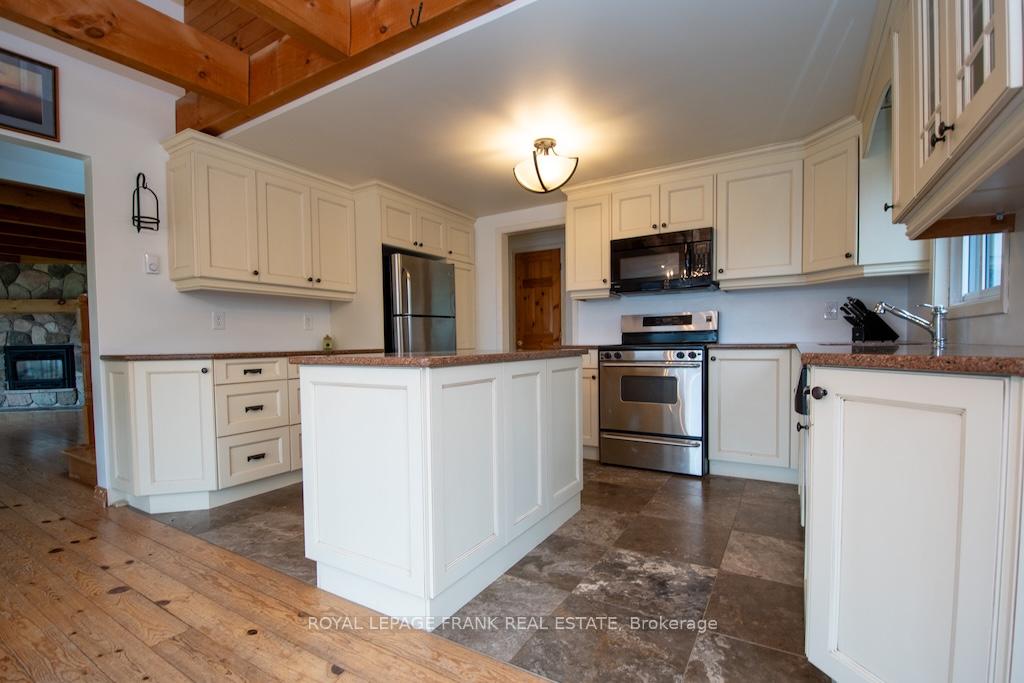 Photo 12 of 674 Dickie Road, Kawartha Lakes, Emily — HOMEH