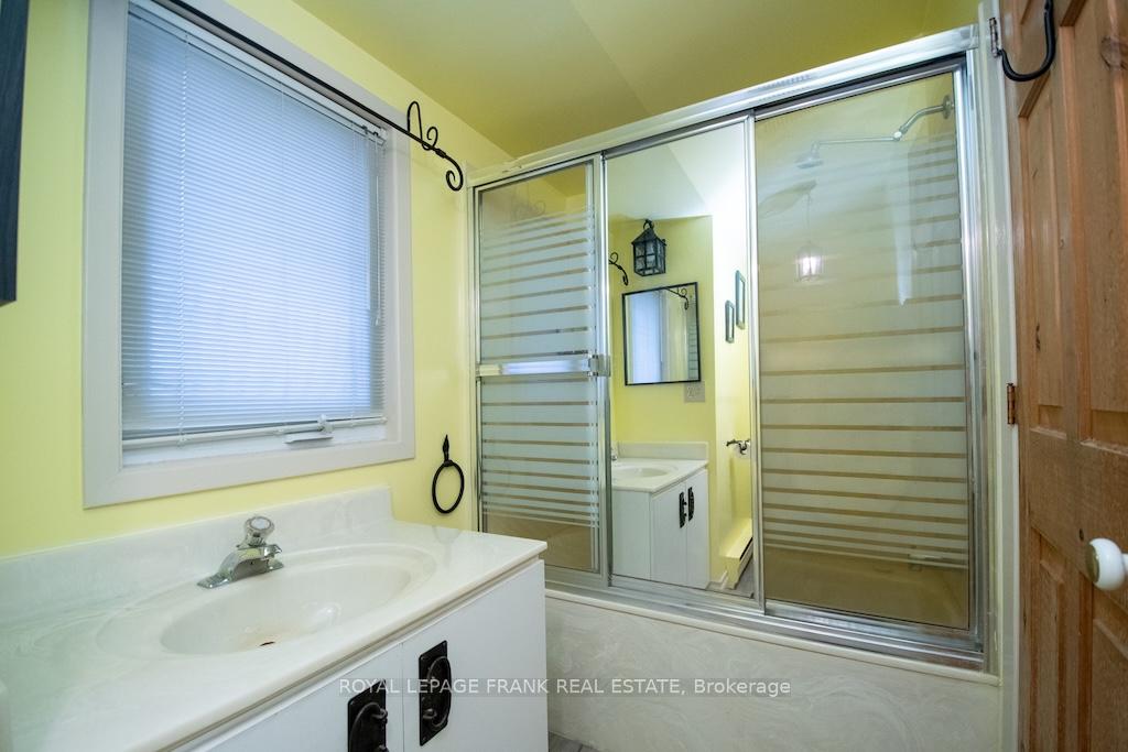 Photo 31 of 674 Dickie Road, Kawartha Lakes, Emily — HOMEH