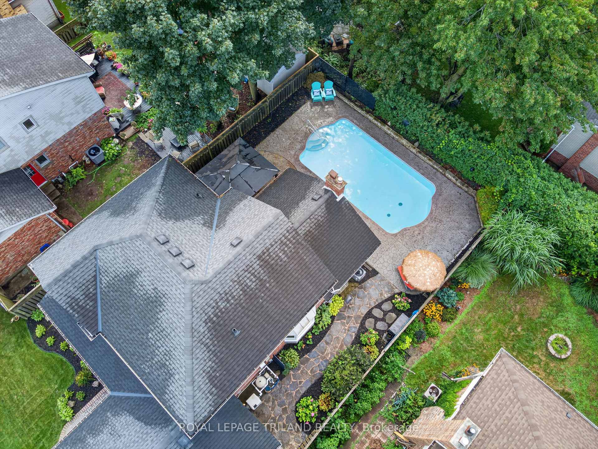 Photo 47 of 5 Martinet Avenue, London, East I — HOMEH