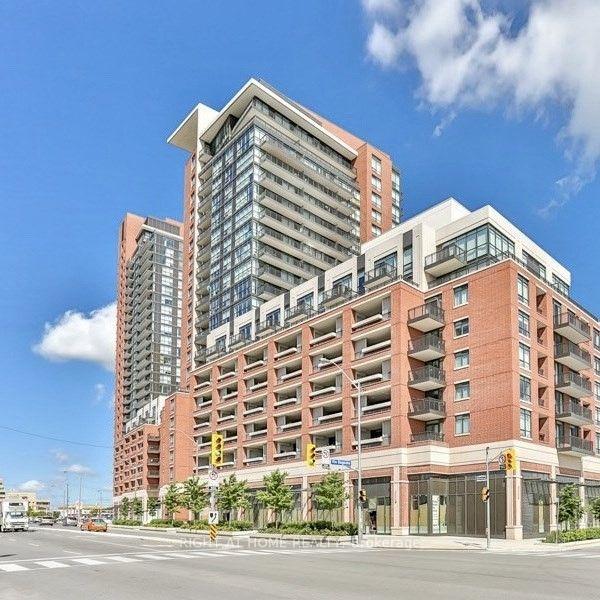Photo of 800 Lawrence Avenue