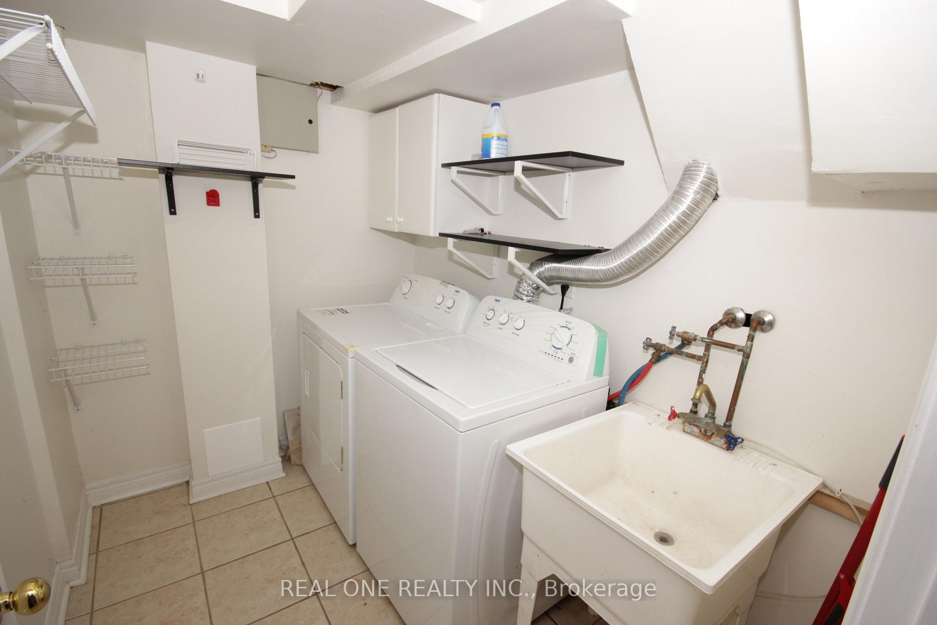Photo 22 of 15 Azalea Gate Way, Markham, Commerce Valley — HOMEH
