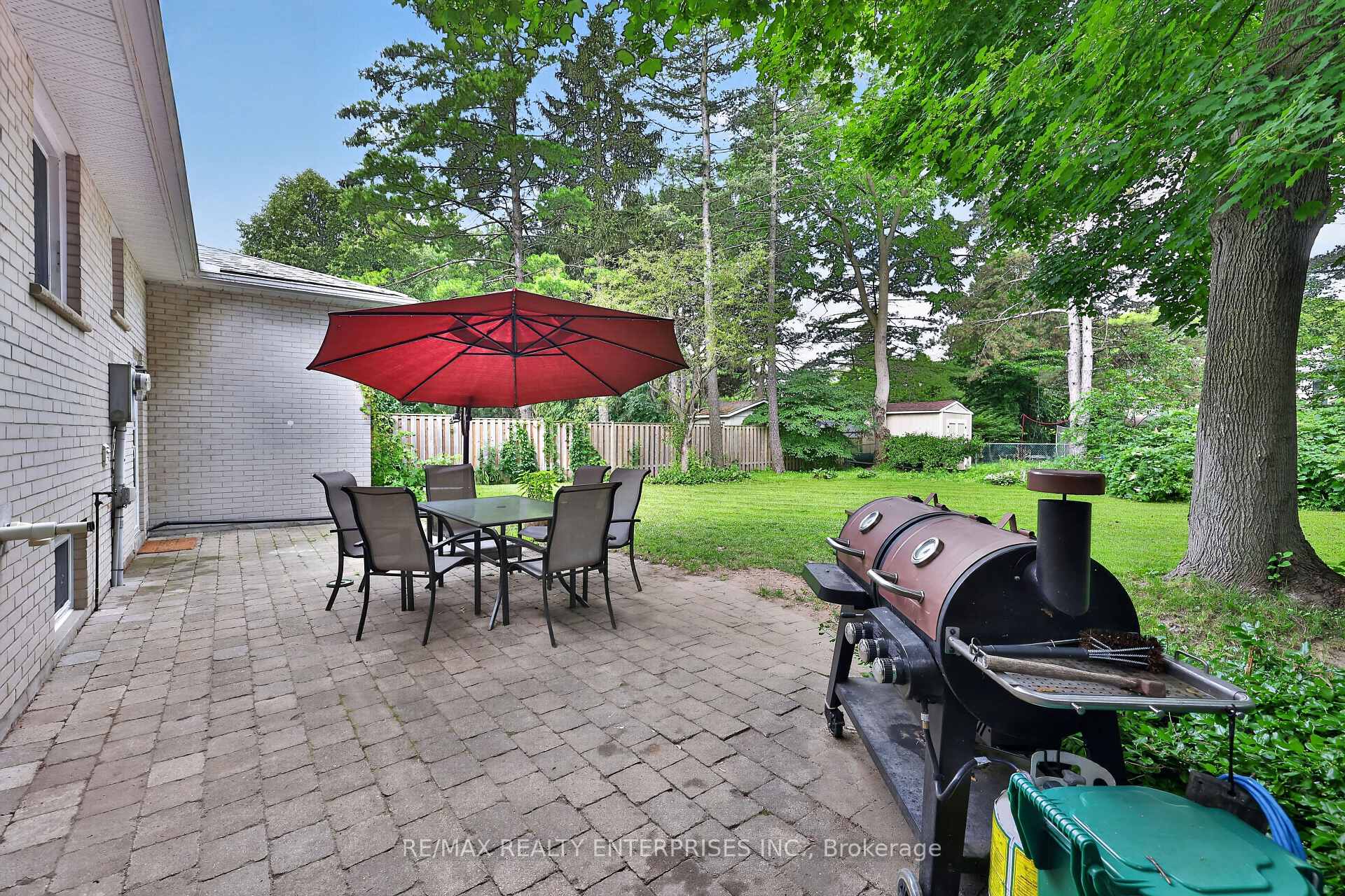 Photo 39 of 975 Cresthampton Lane, Mississauga, Lorne Park — HOMEH