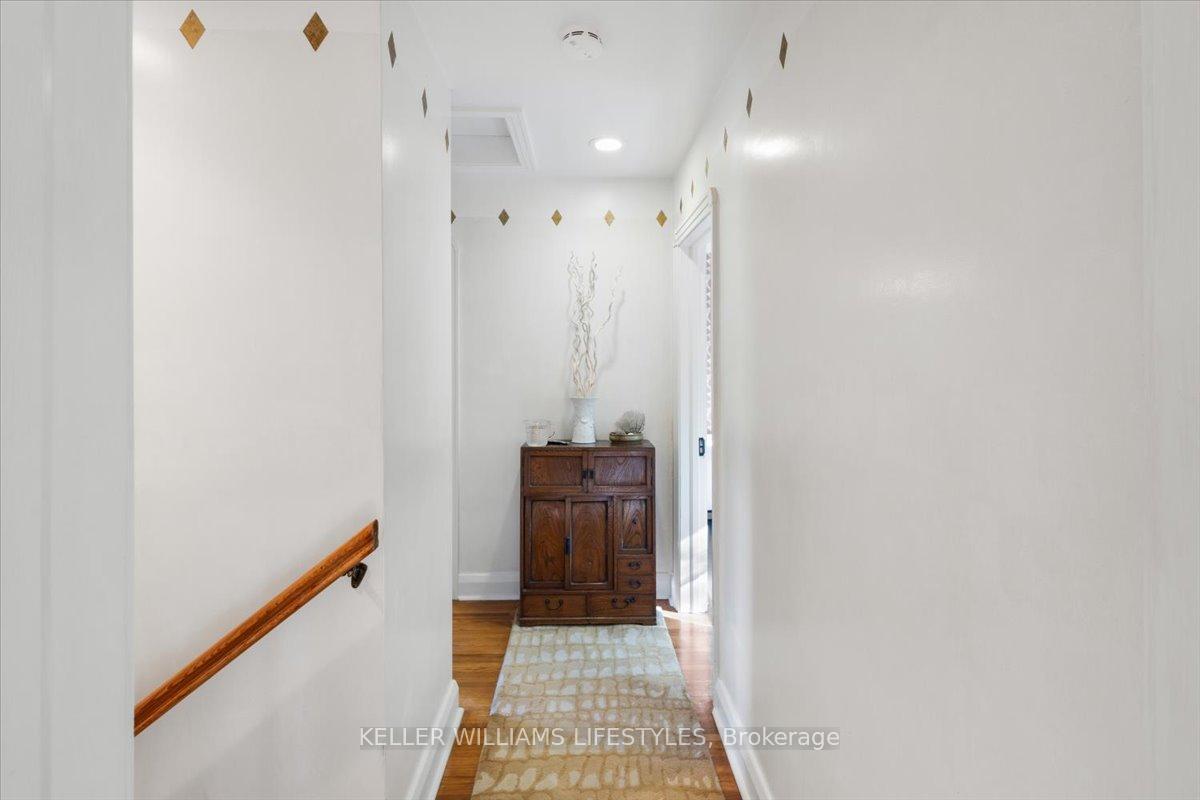 Photo 18 of 941 Waterloo Street, London, East B — HOMEH