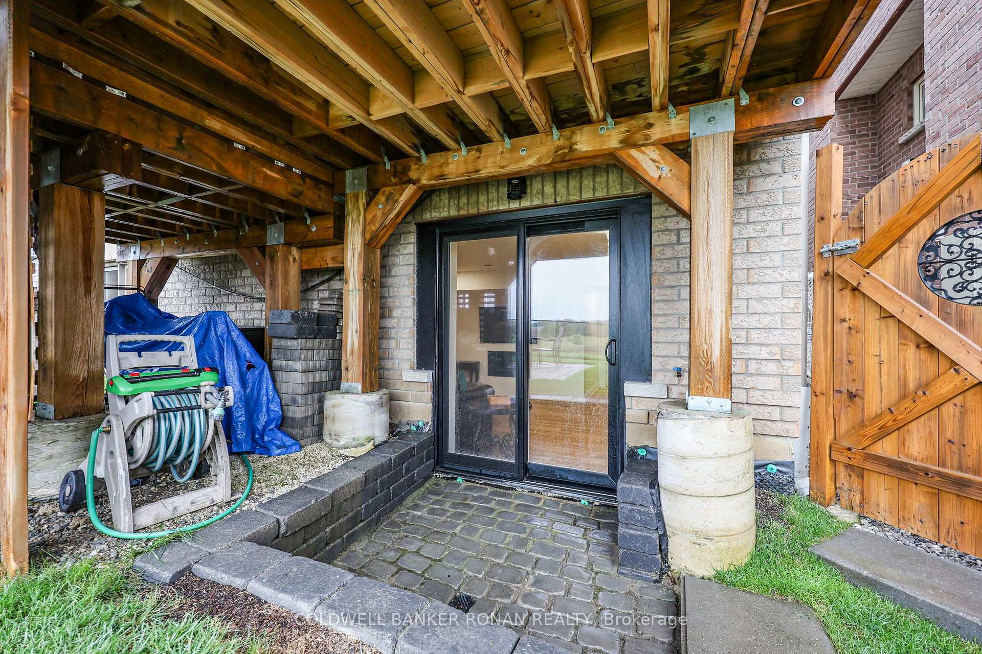 Photo 46 of 190 Strachan Trail, New Tecumseth, Beeton — HOMEH
