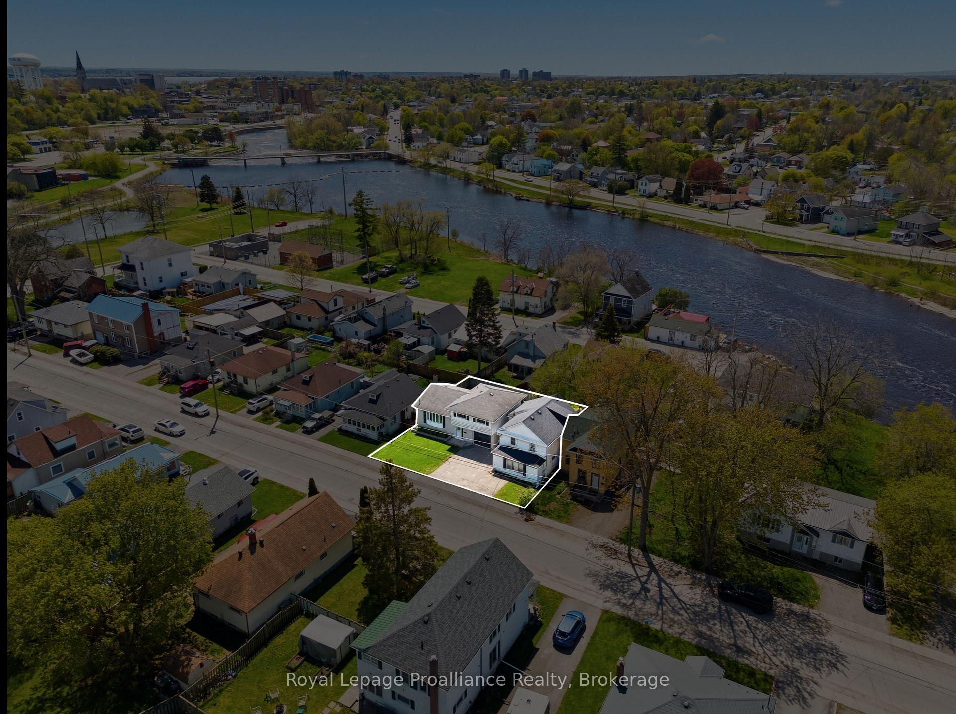 Photo 2 of 26 Johnson Street, Belleville, Belleville Ward — HOMEH