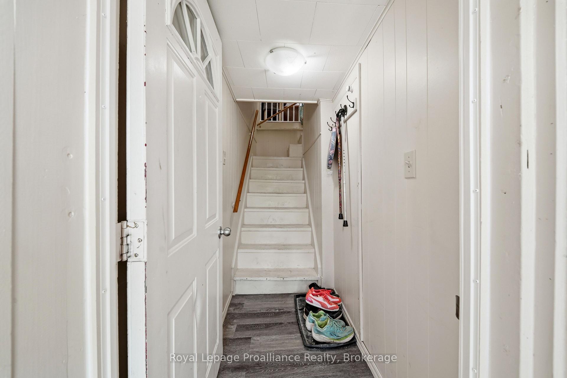 Photo 38 of 26 Johnson Street, Belleville, Belleville Ward — HOMEH