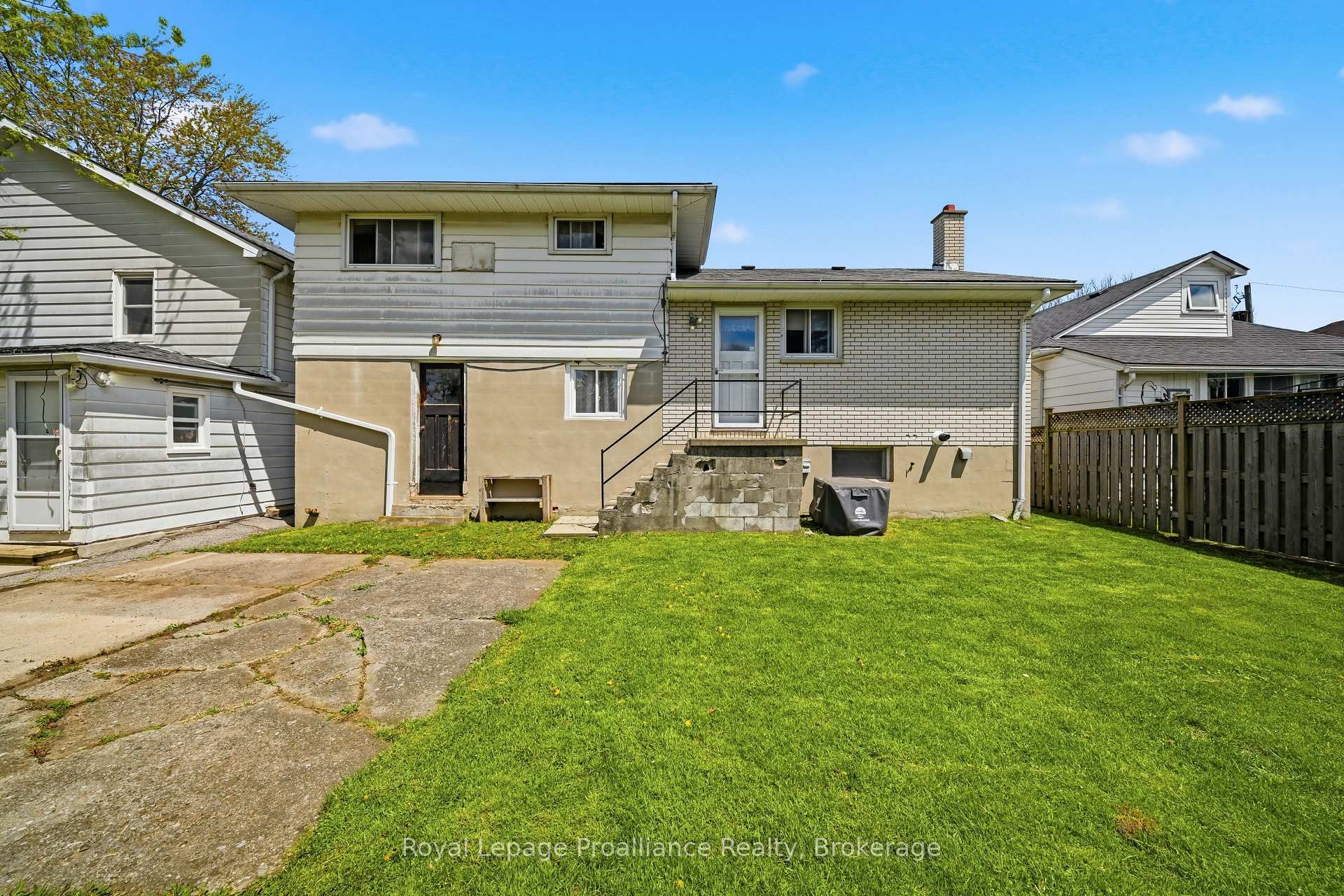 Photo 49 of 26 Johnson Street, Belleville, Belleville Ward — HOMEH