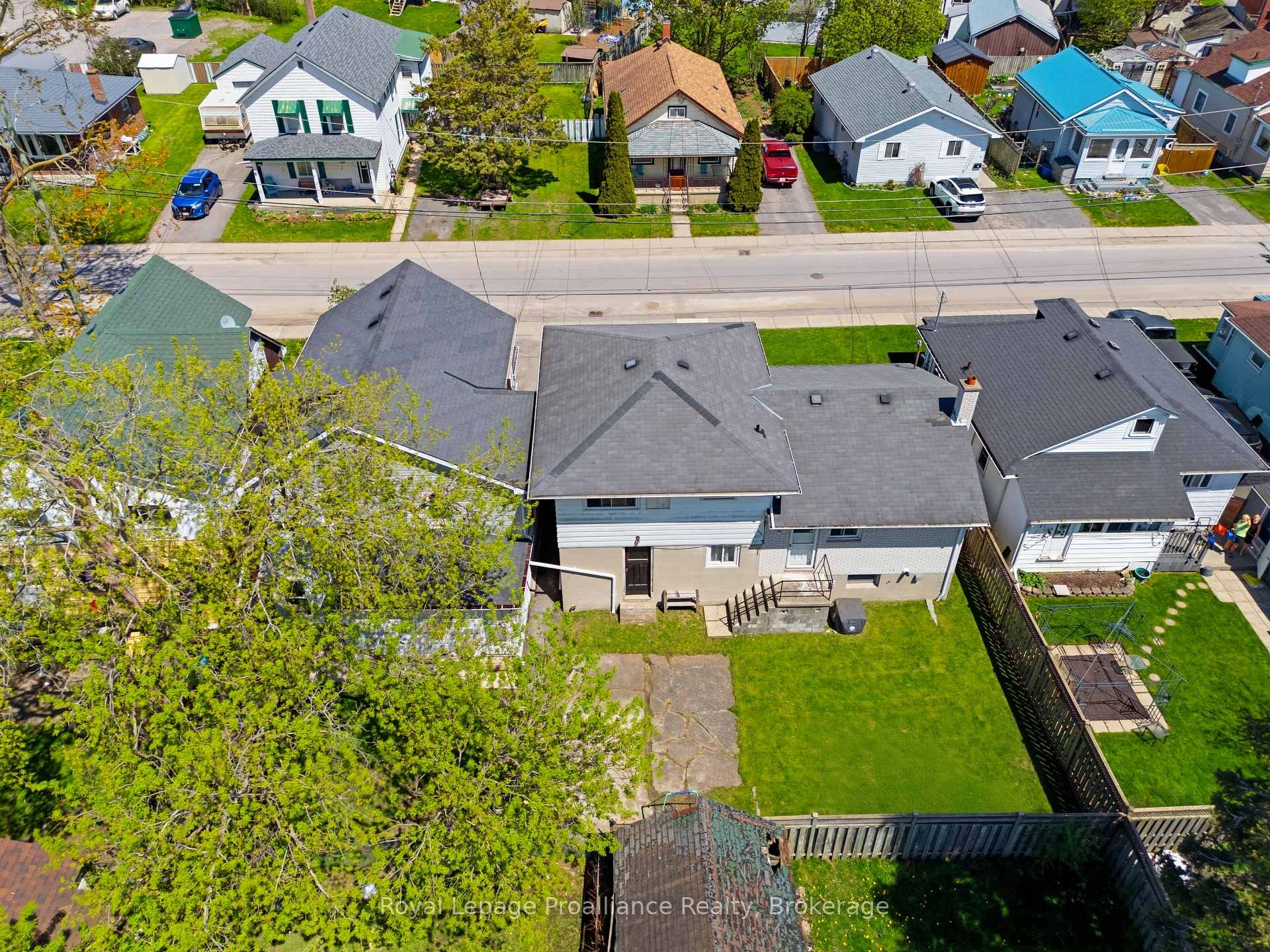 Photo 52 of 26 Johnson Street, Belleville, Belleville Ward — HOMEH