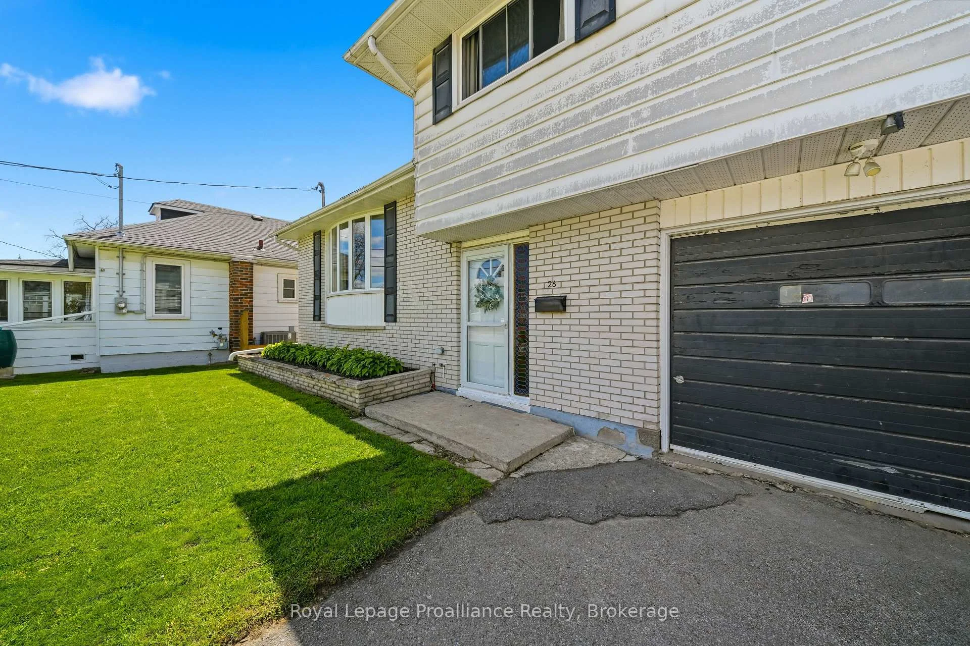 Photo 8 of 26 Johnson Street, Belleville, Belleville Ward — HOMEH