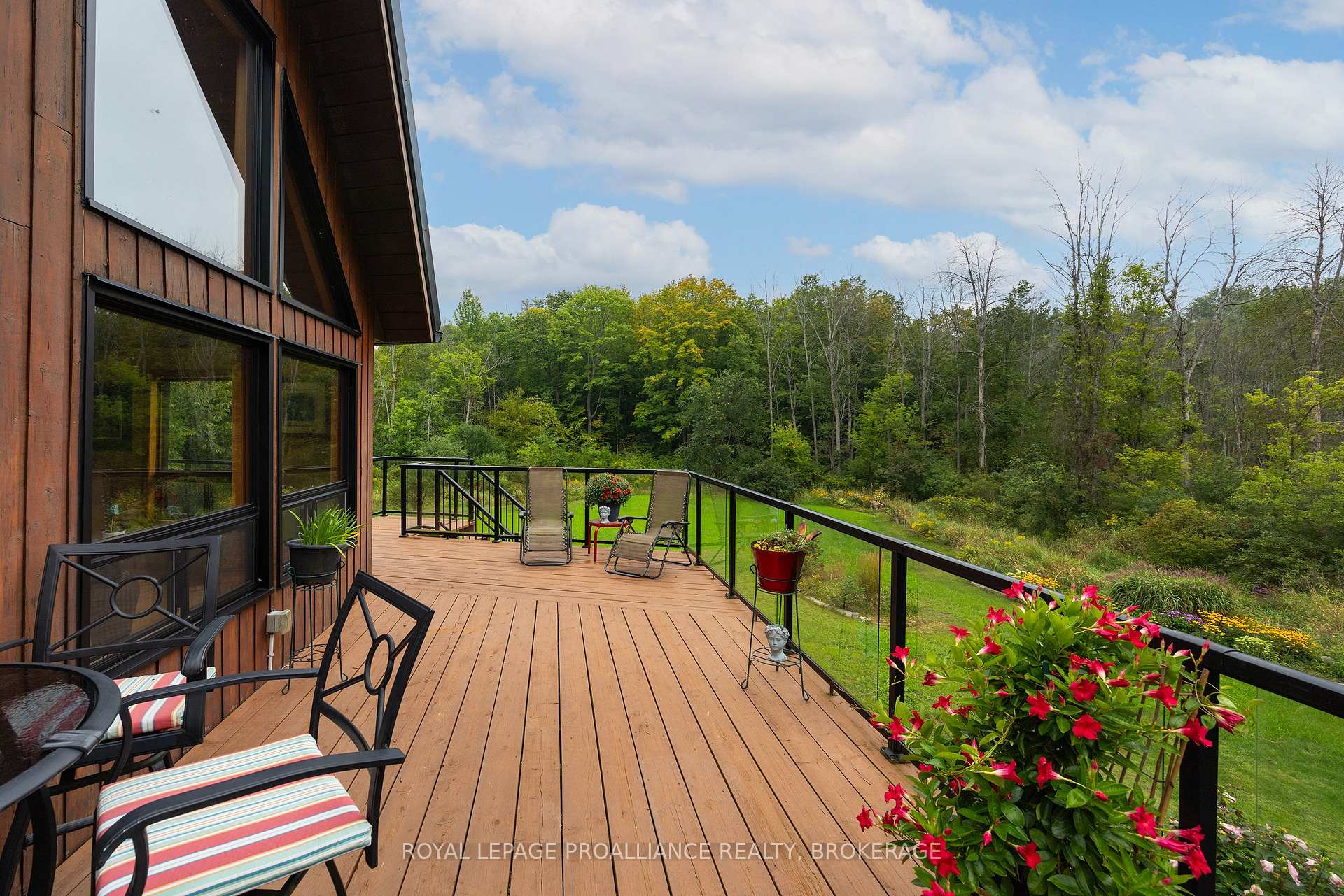 Photo 9 of 5097 Highway 15, Kingston, City North of 401 — HOMEH