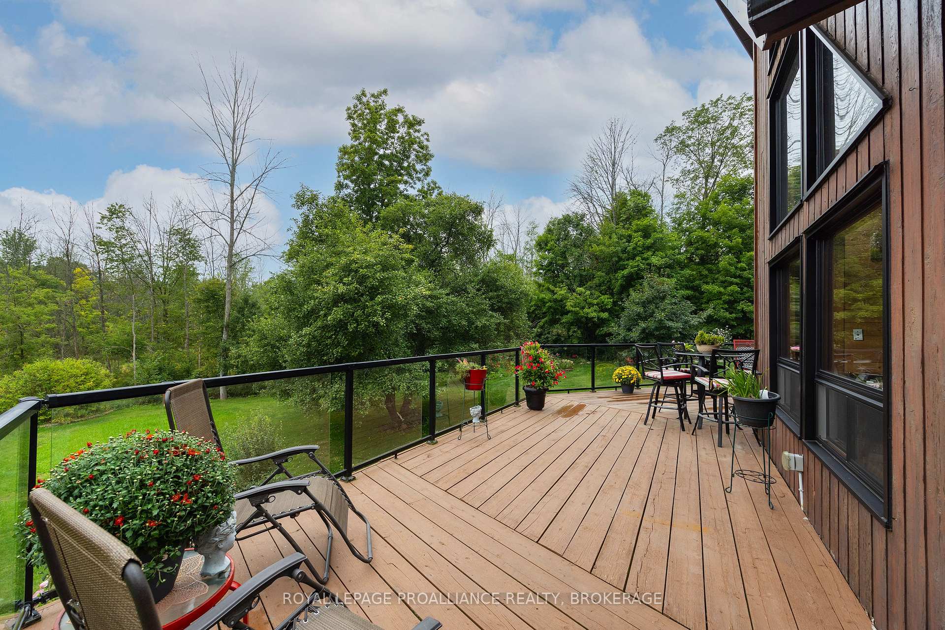 Photo 14 of 5097 Highway 15, Kingston, City North of 401 — HOMEH