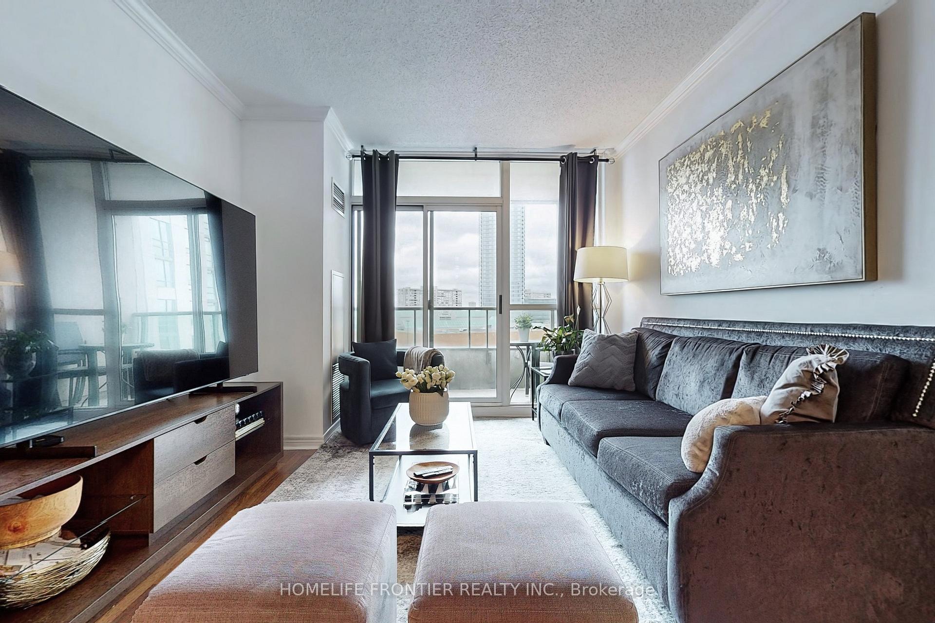 Photo 10 of Unit 610, 100 Promenade Circle, Vaughan, Brownridge — HOMEH