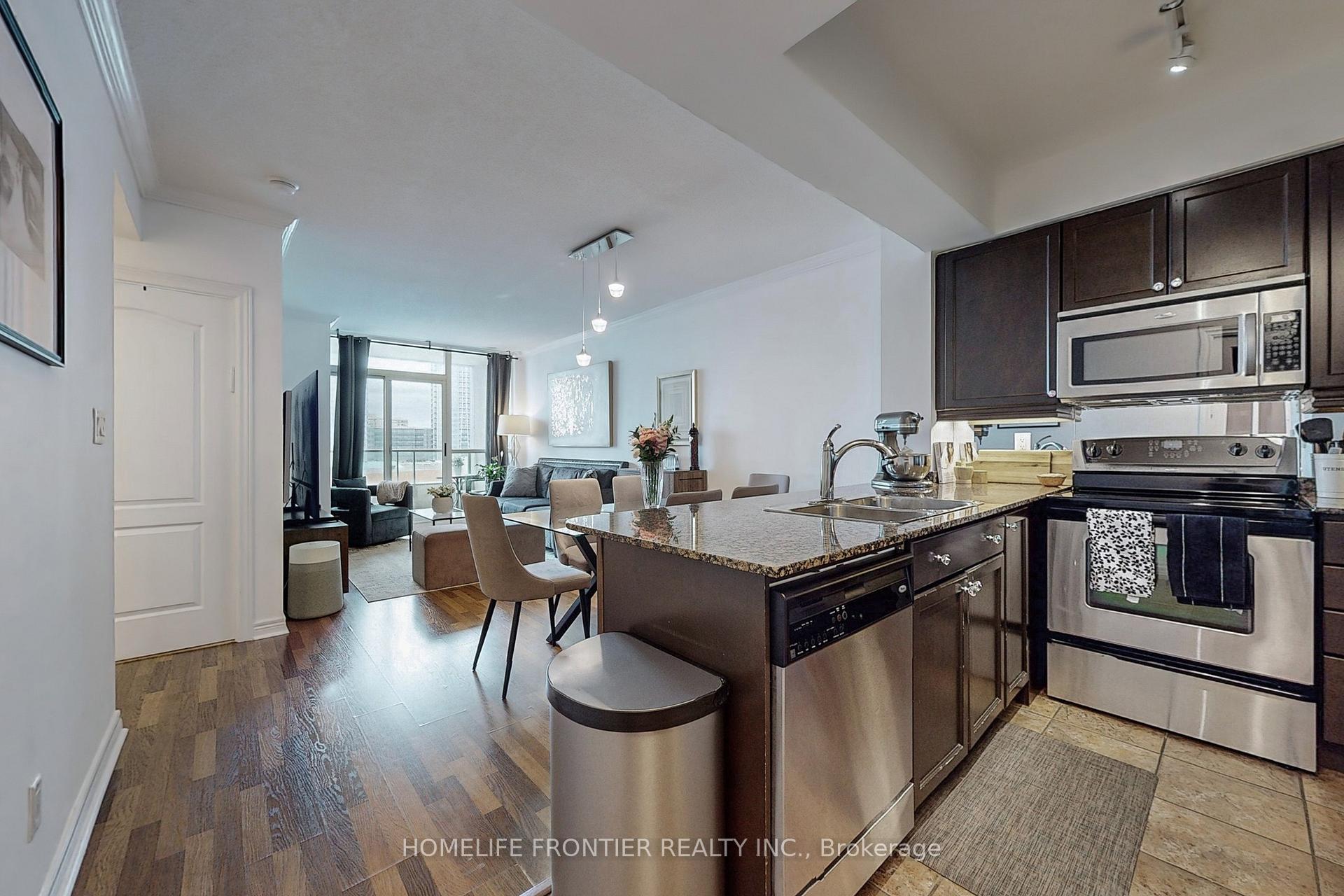 Photo 16 of Unit 610, 100 Promenade Circle, Vaughan, Brownridge — HOMEH