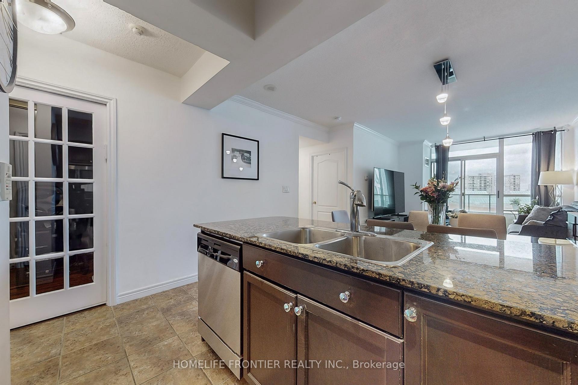 Photo 18 of Unit 610, 100 Promenade Circle, Vaughan, Brownridge — HOMEH