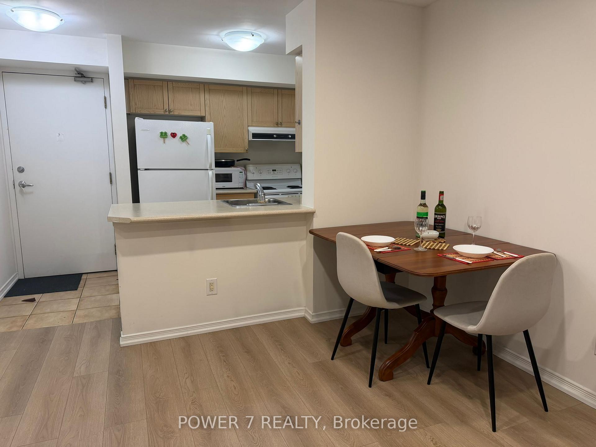 Photo 6 of Unit 1110, 155 Beecroft Road, North York, Lansing-Westgate — HOMEH