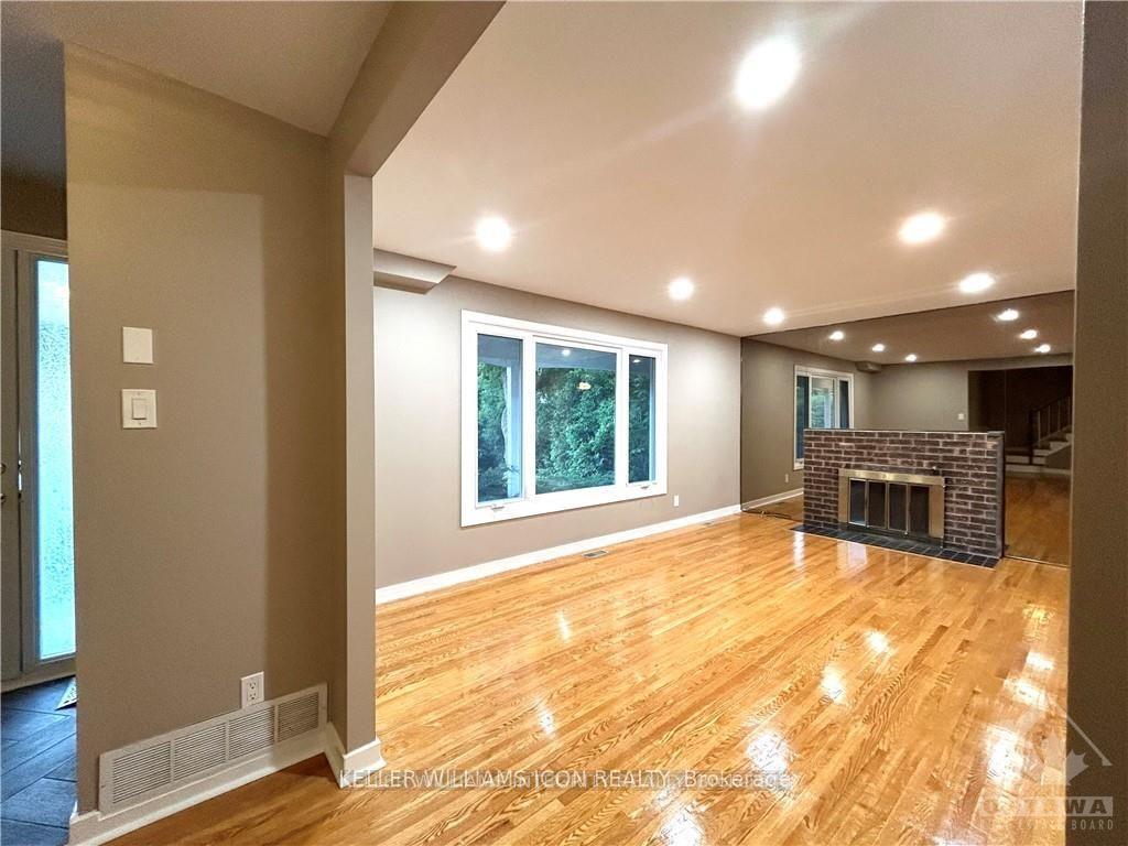 Photo 3 of 19 Canfield Road, Ottawa, Sheahan Estates/Trend Village — HOMEH