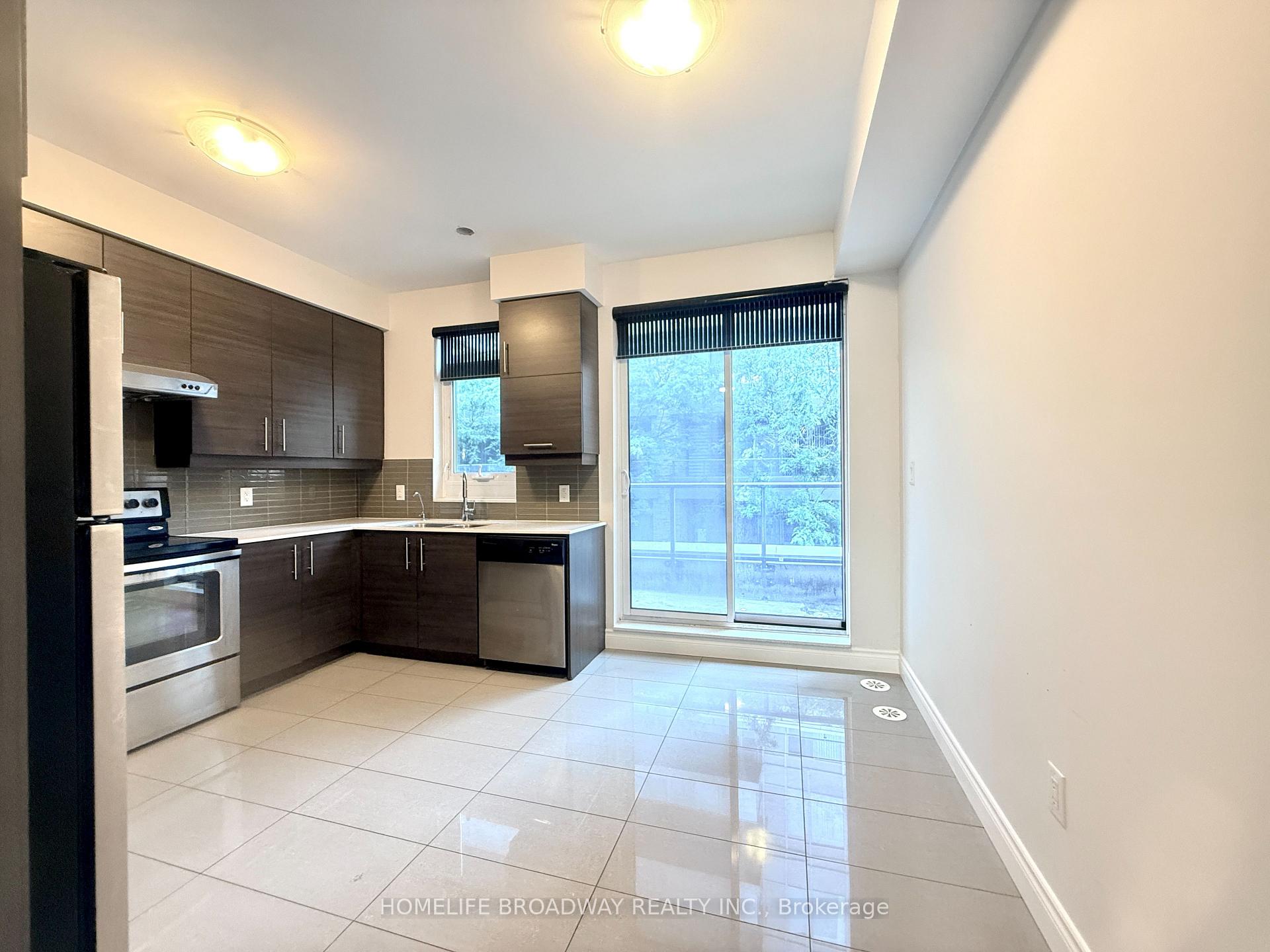 Photo 10 of 303 South Park Road, Markham, Commerce Valley — HOMEH