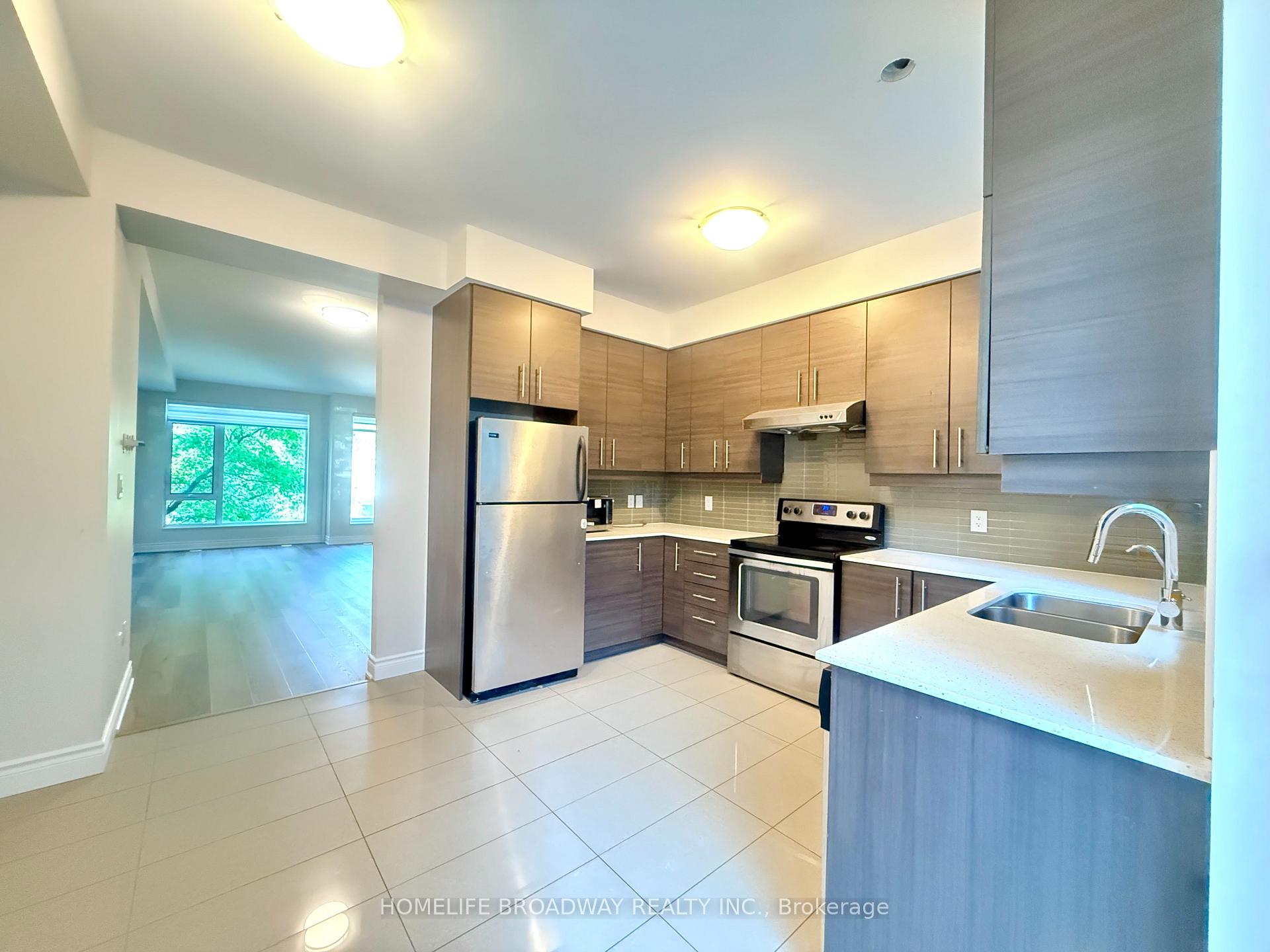 Photo 11 of 303 South Park Road, Markham, Commerce Valley — HOMEH