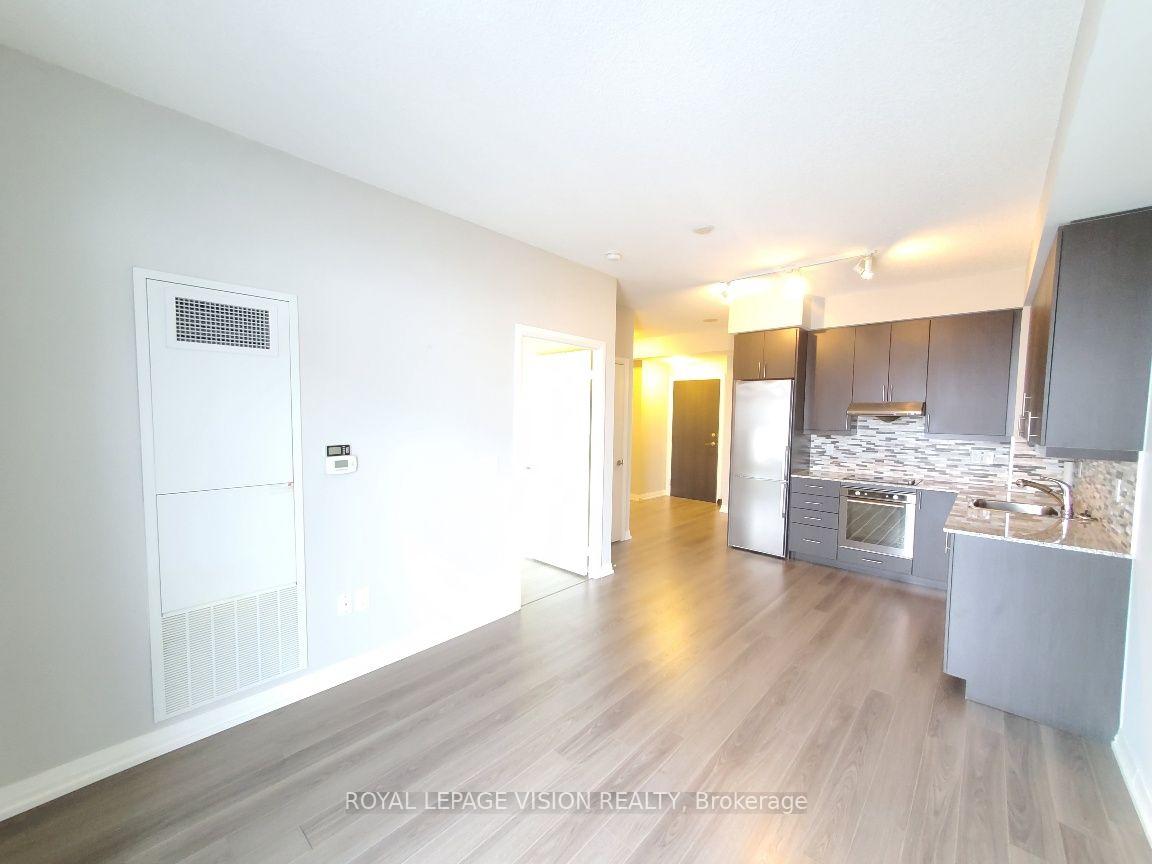 Photo 4 of Unit 3201, 55 Ann O'reilly Road, North York, Henry Farm — HOMEH