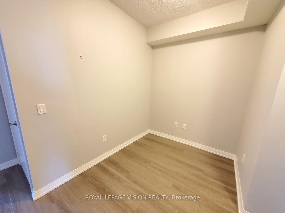 Photo 6 of Unit 3201, 55 Ann O'reilly Road, North York, Henry Farm — HOMEH