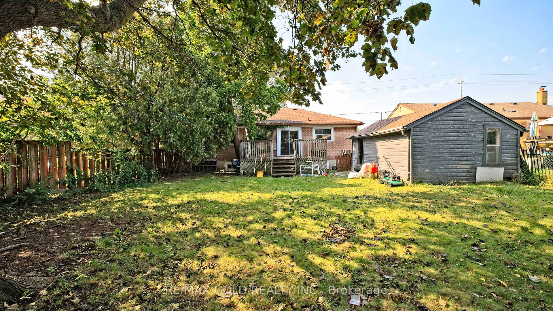 Photo 10 of 3352 Etude Drive, Mississauga, Malton — HOMEH