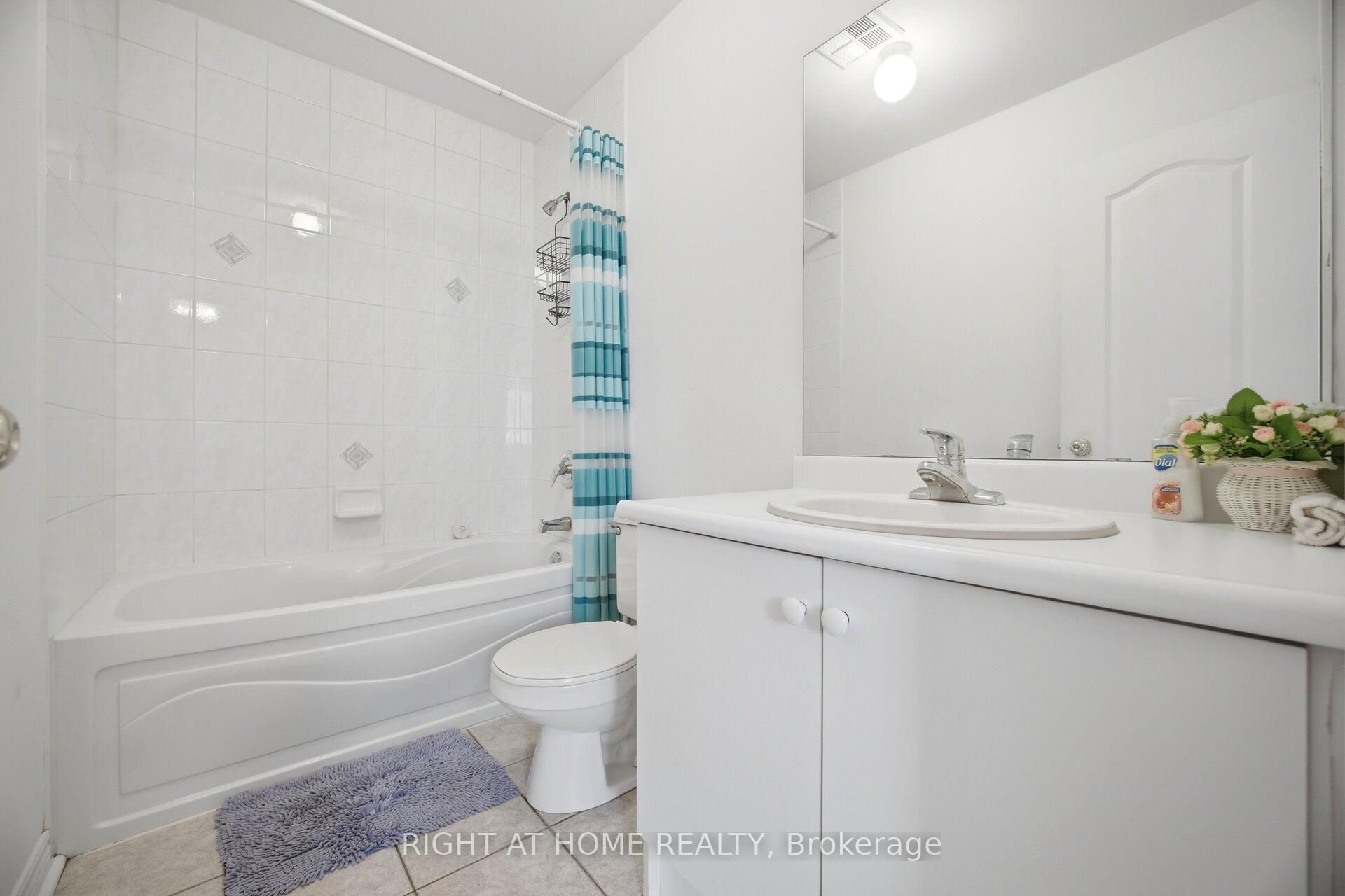 Photo 15 of 8 Richelieu Court, Caledon, Bolton East — HOMEH