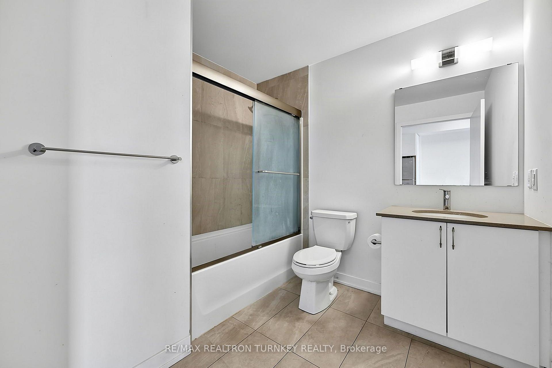 Photo 13 of Unit 1202, 56 Lakeside Terrace, Barrie, Little Lake — HOMEH