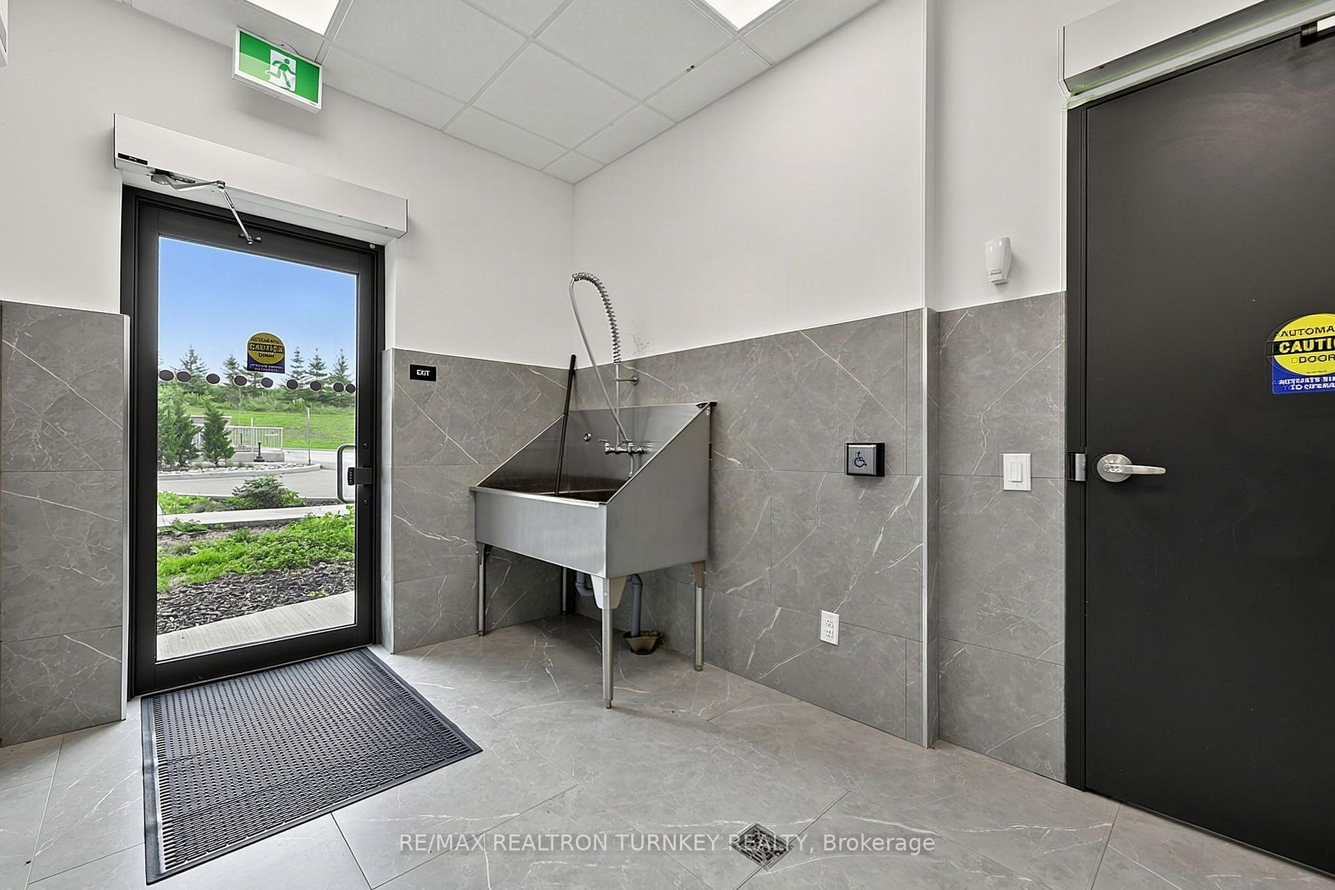 Photo 27 of Unit 1202, 56 Lakeside Terrace, Barrie, Little Lake — HOMEH