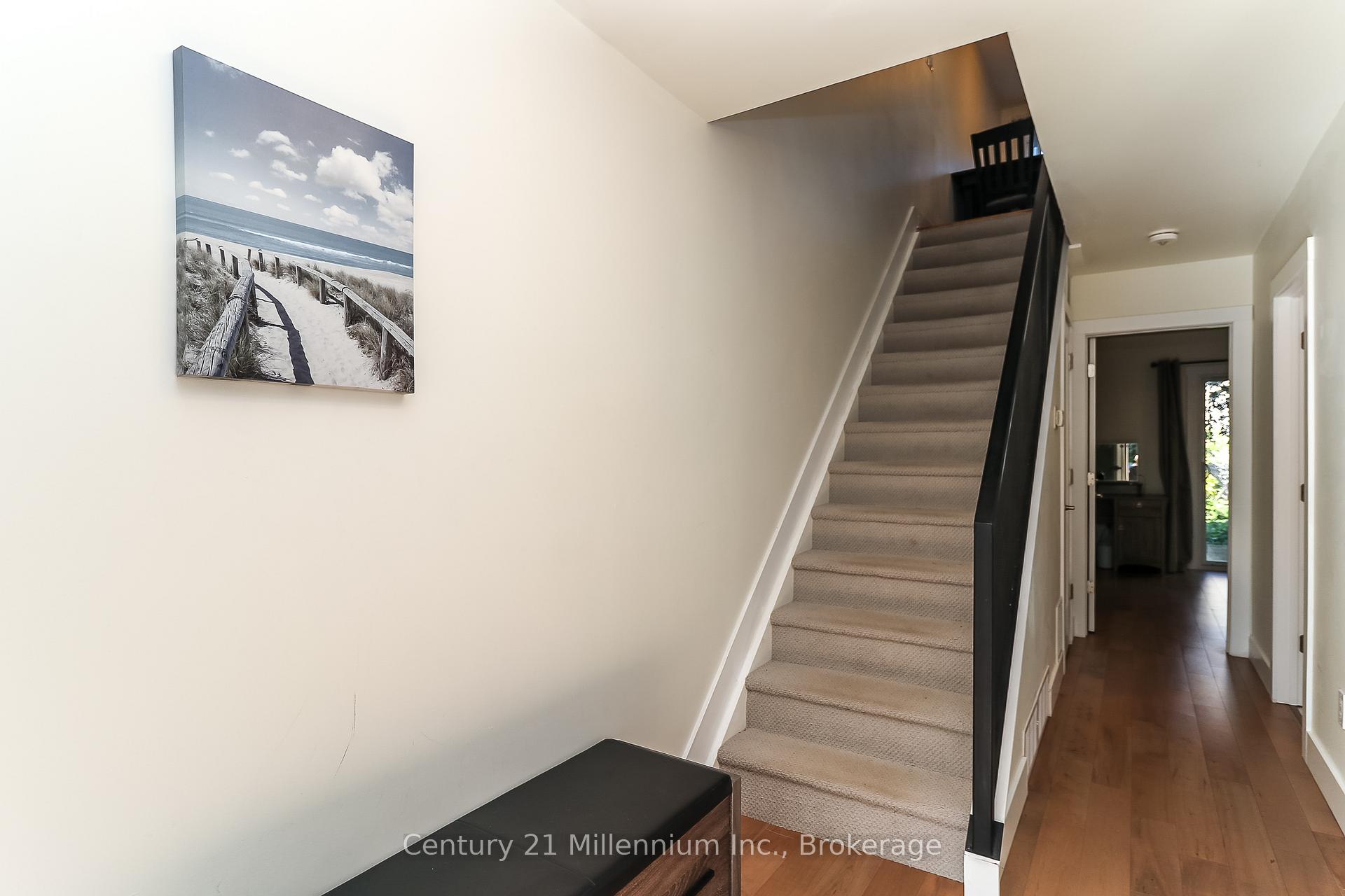 Photo 30 of 194 Escarpment Crescent, Collingwood — HOMEH