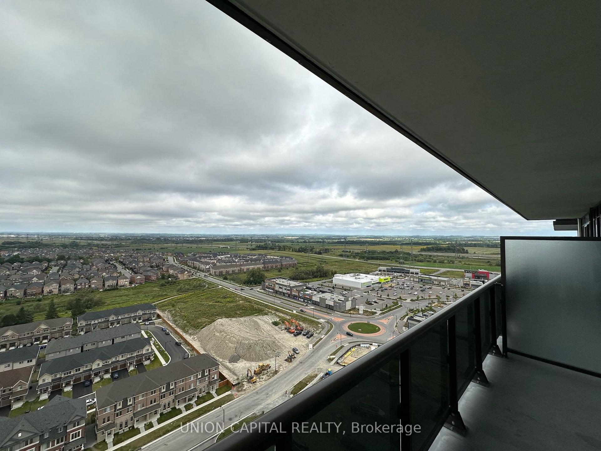 Photo 5 of Unit 2221, 2550 Simcoe Street N, Oshawa, Windfields — HOMEH