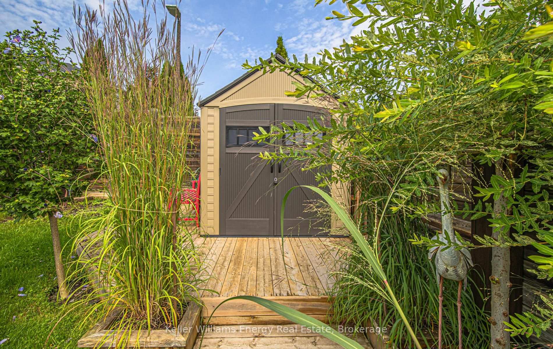 Photo 10 of 81 Eldad Drive, Clarington, Bowmanville — HOMEH