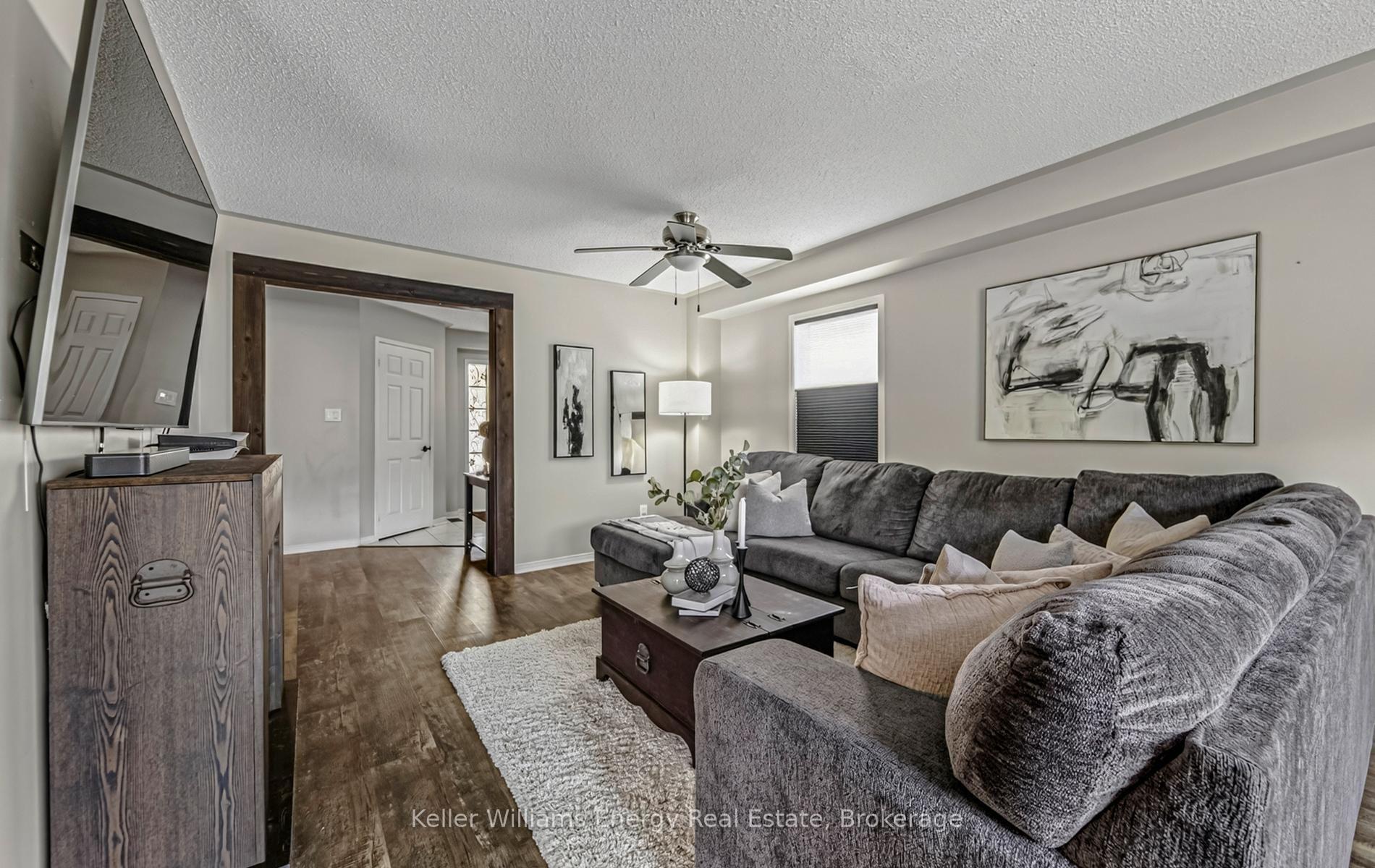 Photo 20 of 81 Eldad Drive, Clarington, Bowmanville — HOMEH