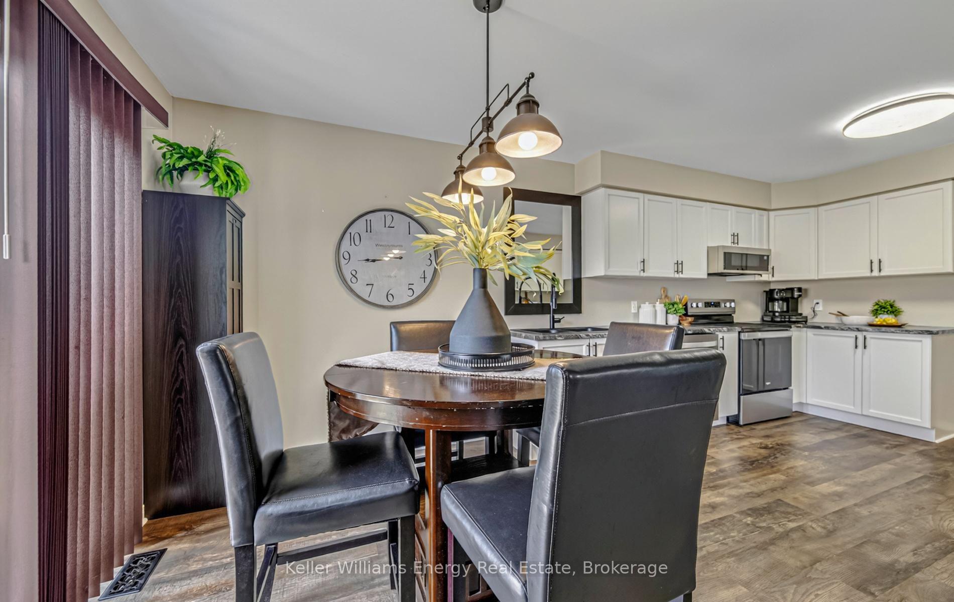 Photo 24 of 81 Eldad Drive, Clarington, Bowmanville — HOMEH