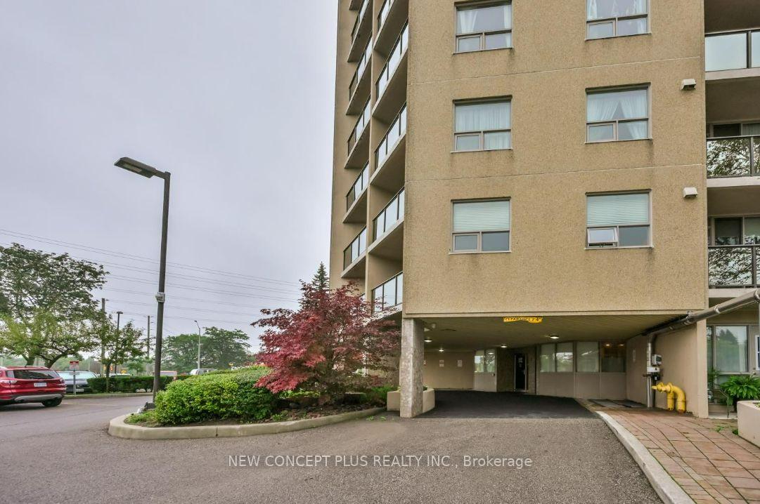 Photo 5 of Unit 301, 2 Westney Road N, Ajax, Central West — HOMEH