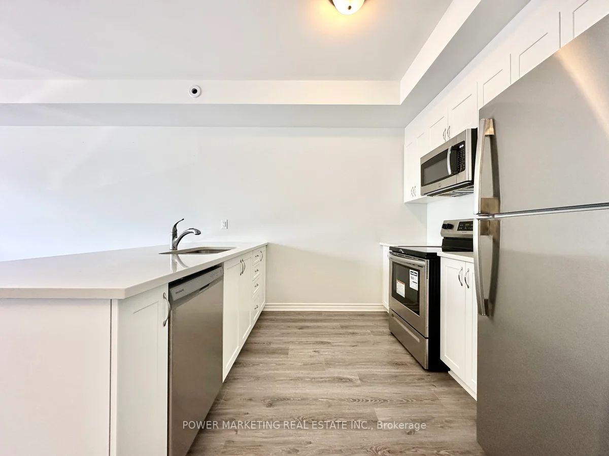Photo 11 of 641 Makwa Private, Ottawa, CFB Rockcliffe and Area — HOMEH
