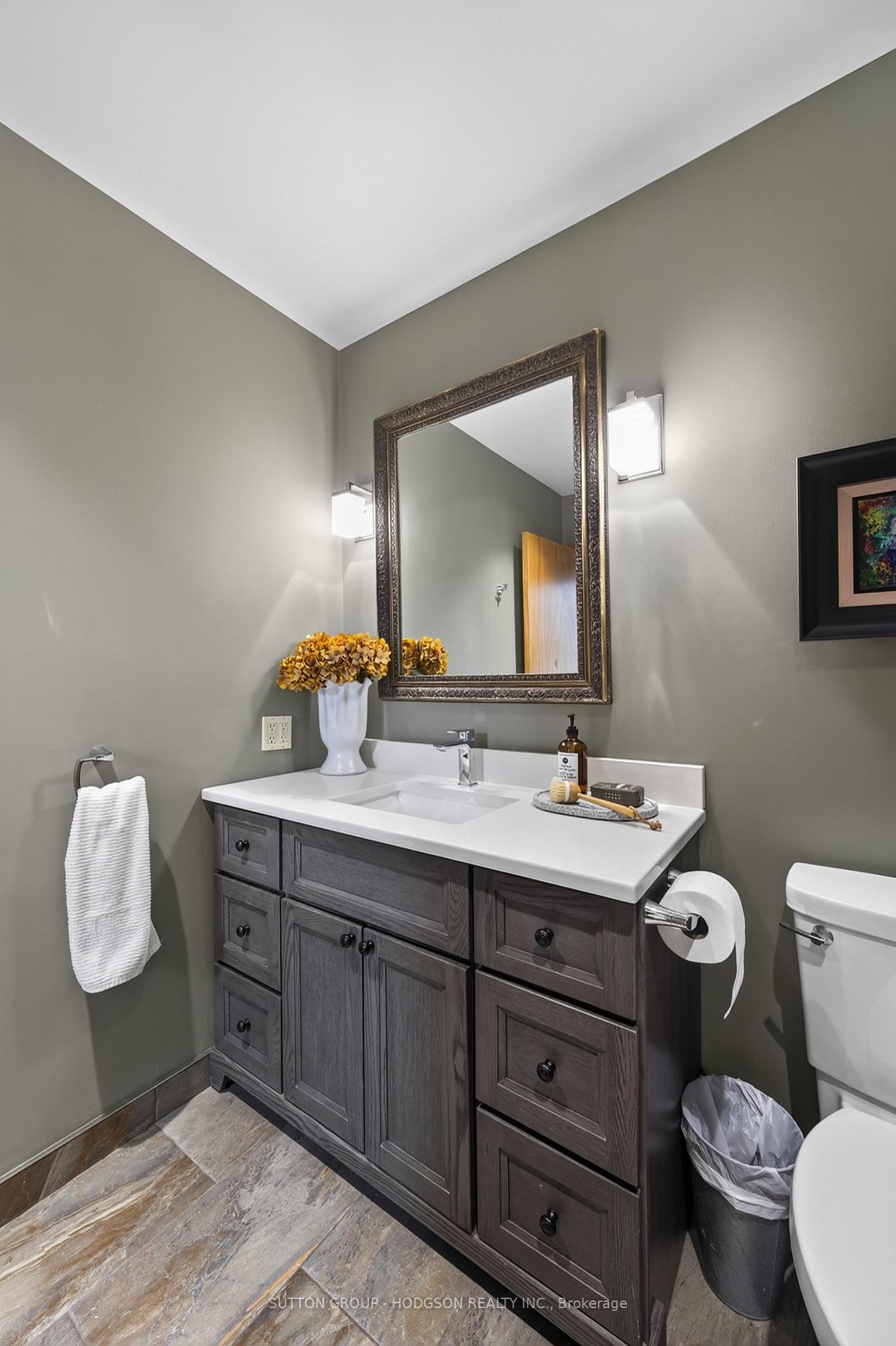 Photo 25 of 86 Parks Edge Close, London, South L — HOMEH