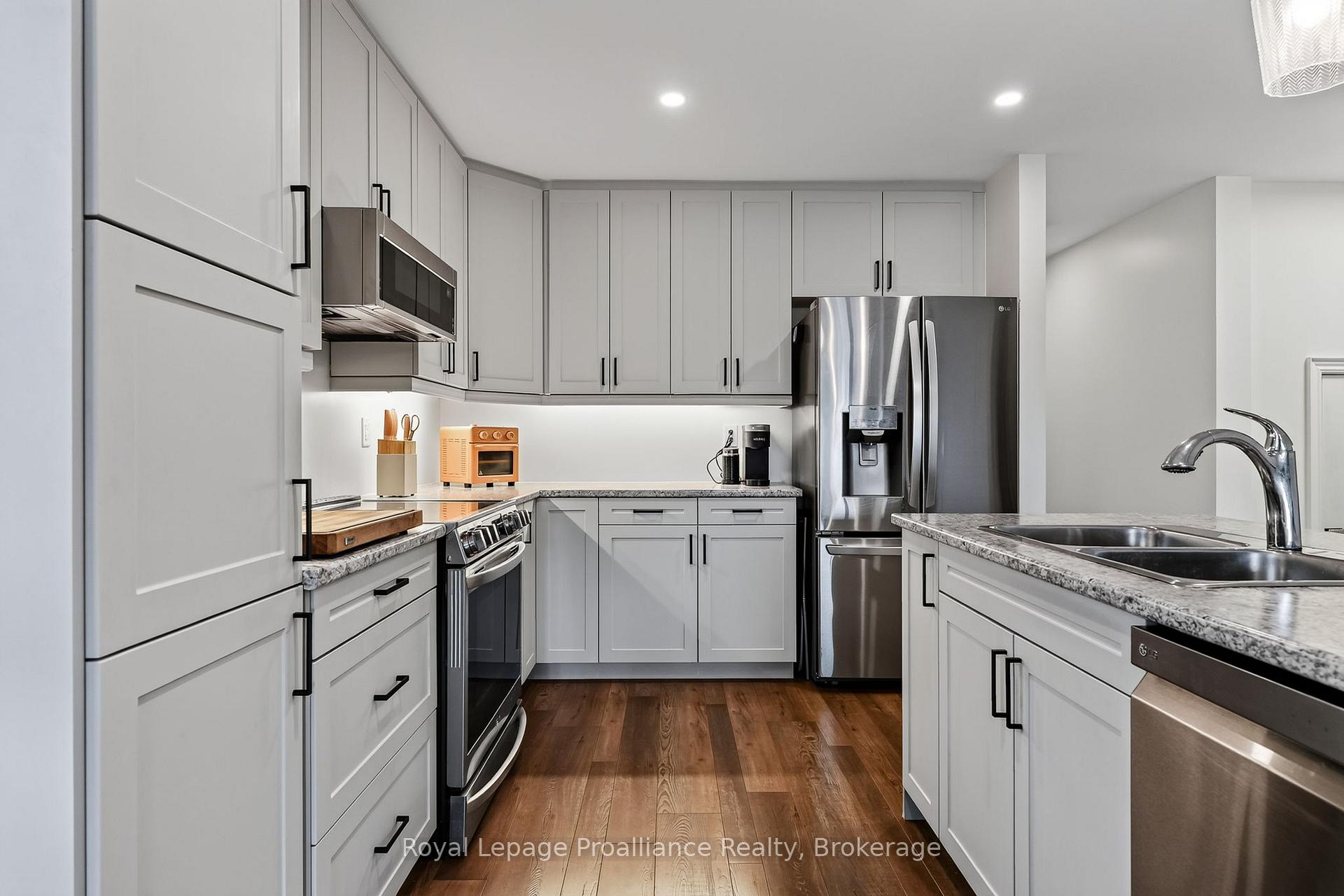 Photo 11 of 492 Hayward Street, Cobourg — HOMEH