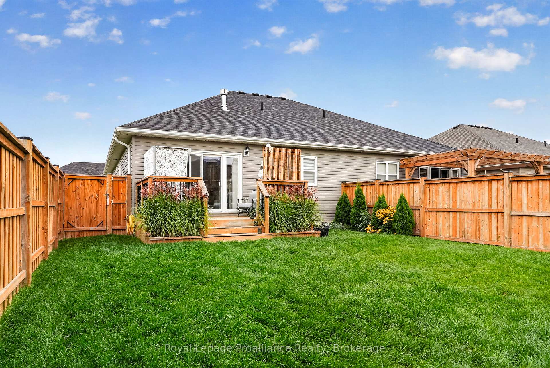 Photo 32 of 492 Hayward Street, Cobourg — HOMEH