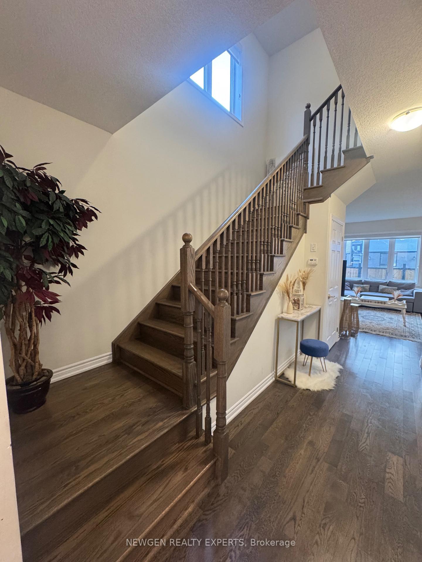 Photo 5 of 4 Ladd Avenue, Brantford, Empire South — HOMEH
