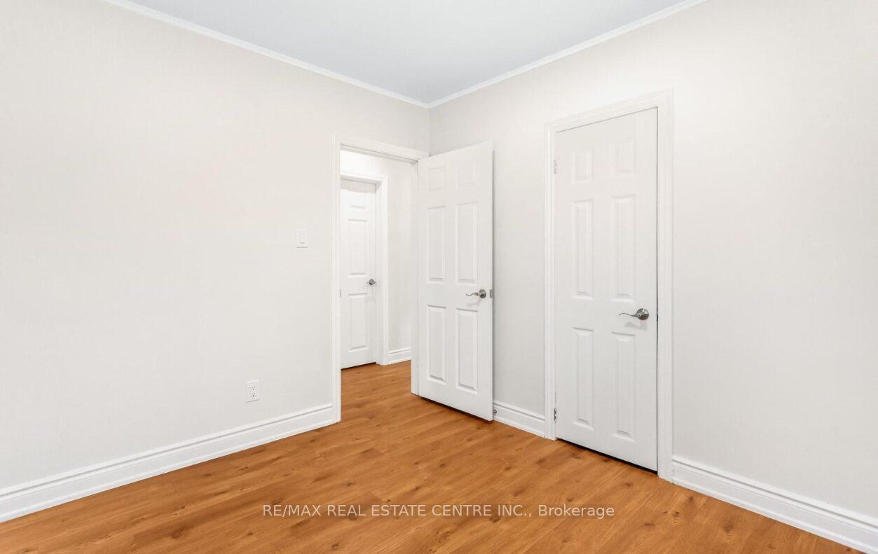 Photo 30 of 474 Seaton Drive, Oakville, West — HOMEH