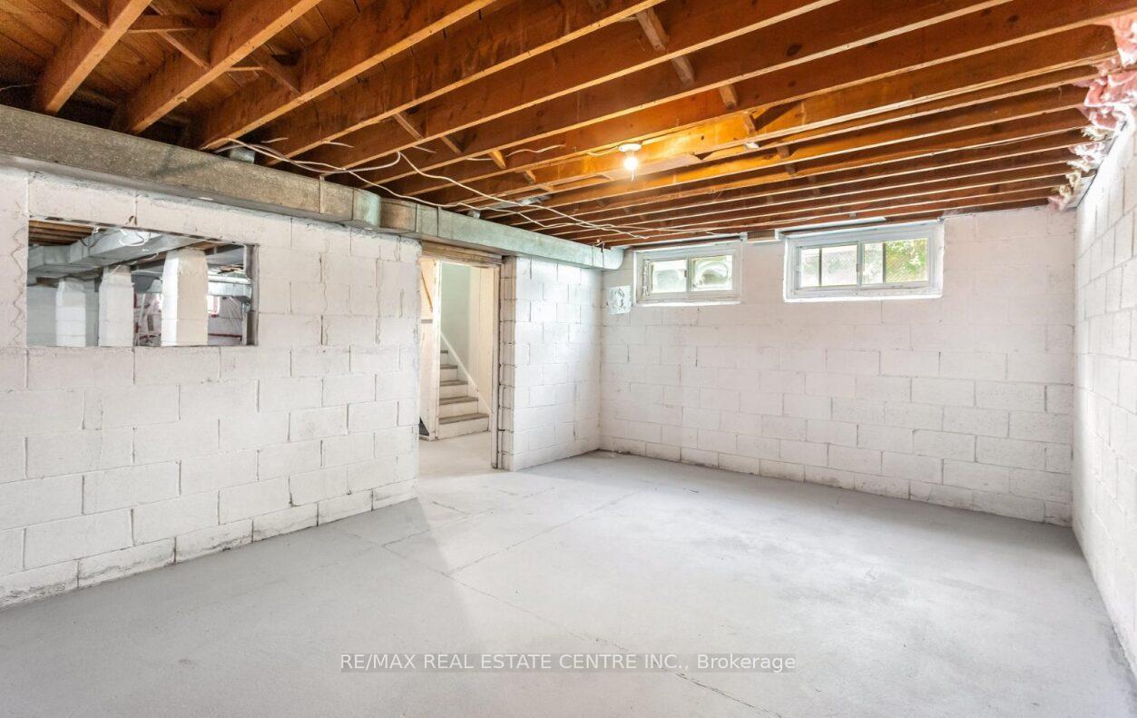Photo 41 of 474 Seaton Drive, Oakville, West — HOMEH