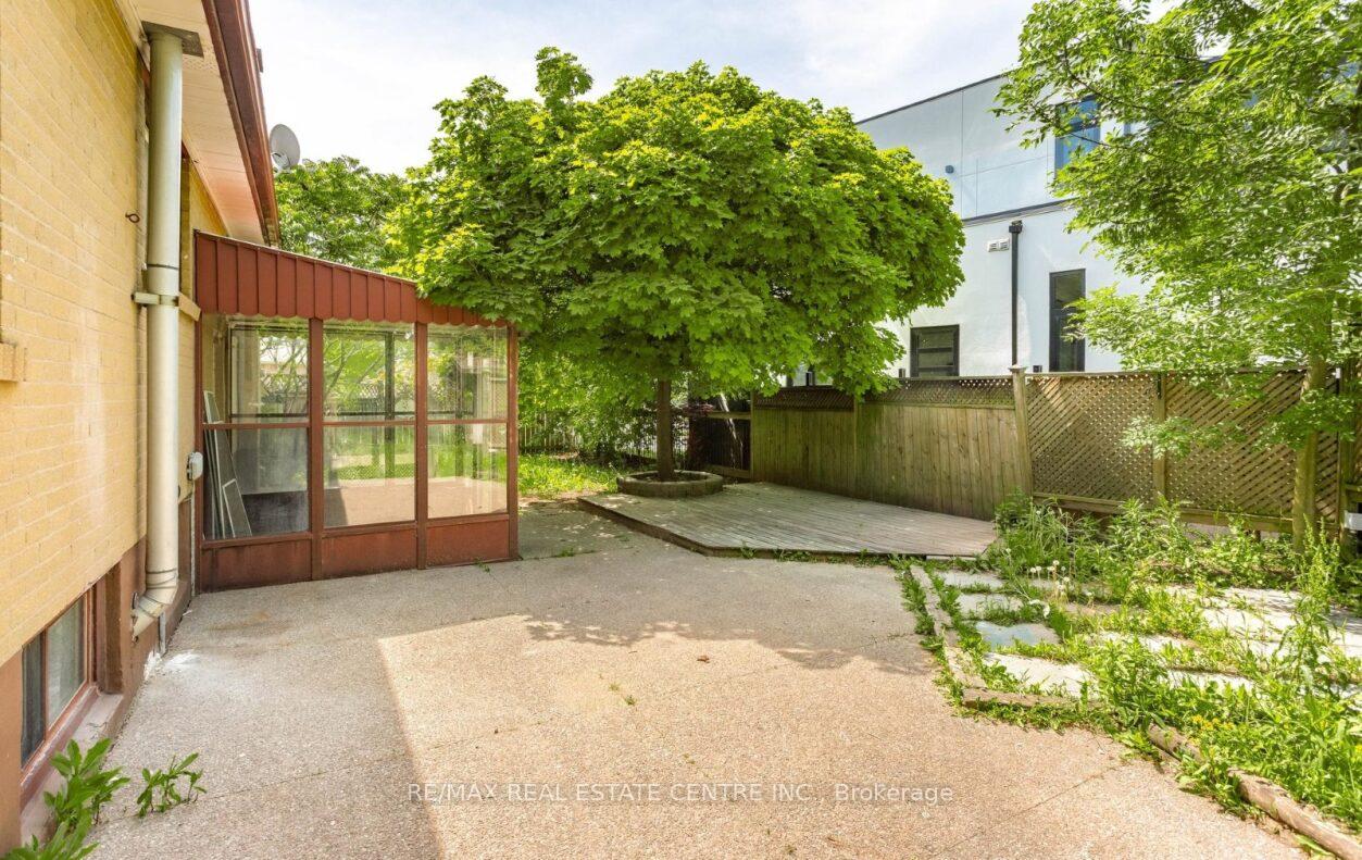 Photo 46 of 474 Seaton Drive, Oakville, West — HOMEH
