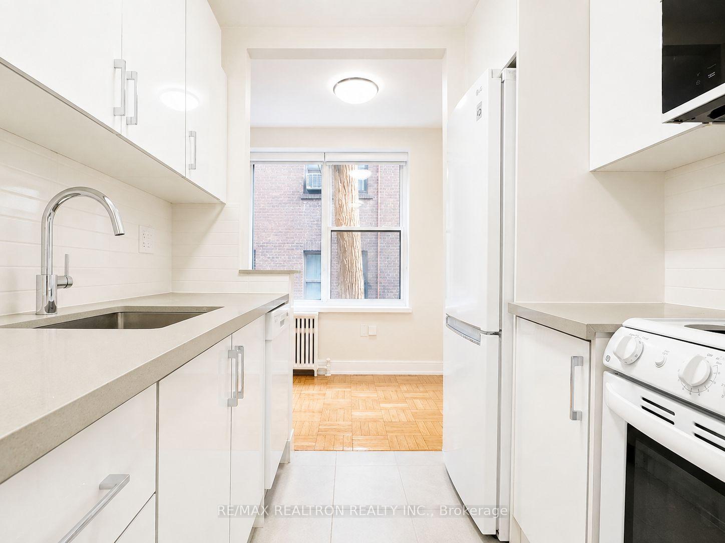Photo 9 of Unit 109, 1545 Bathurst Street, Toronto, Humewood-Cedarvale — HOMEH