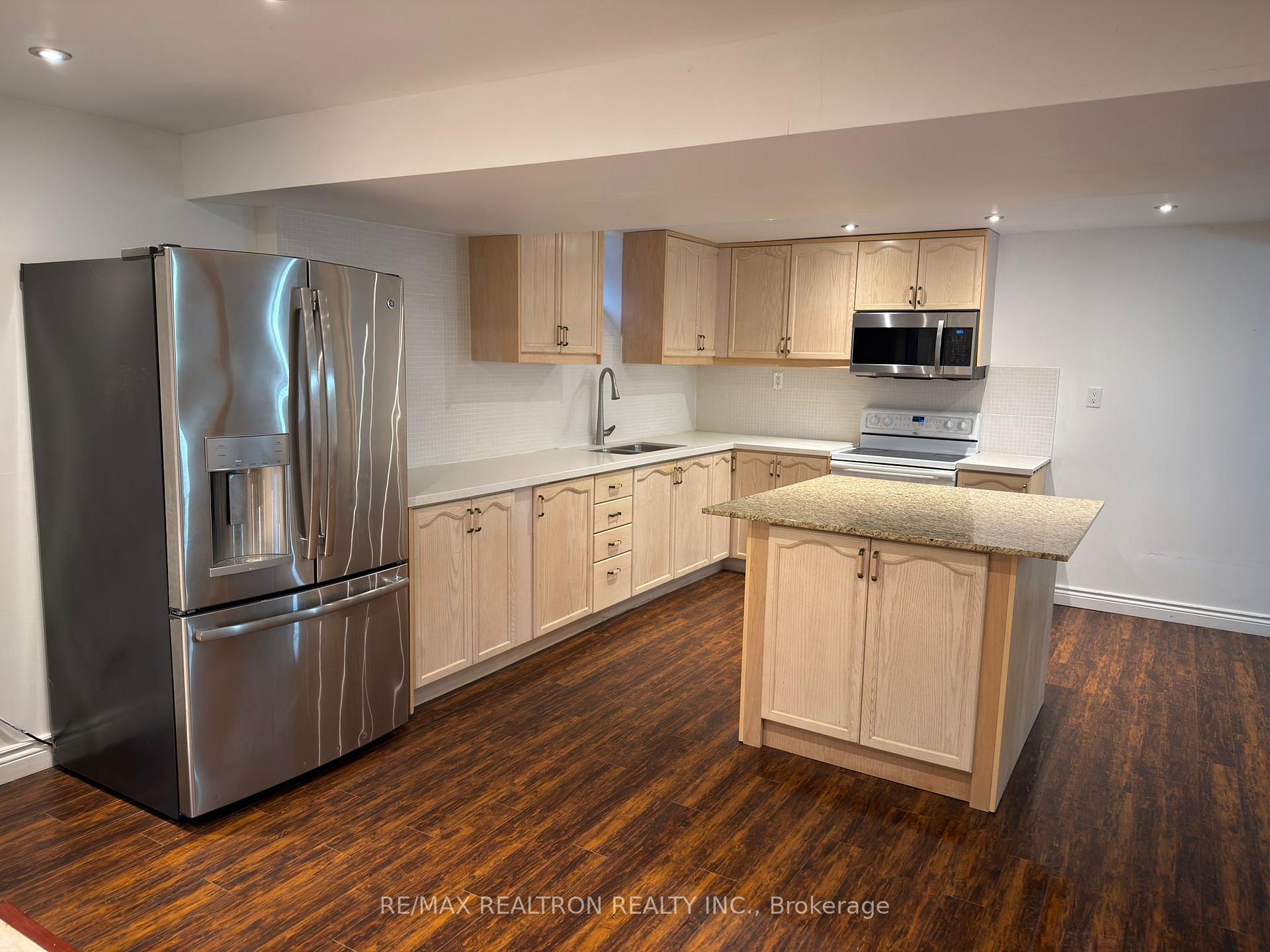 Photo 9 of Unit Basement, 97 Mcclellan Way, Aurora, Aurora Highlands — HOMEH