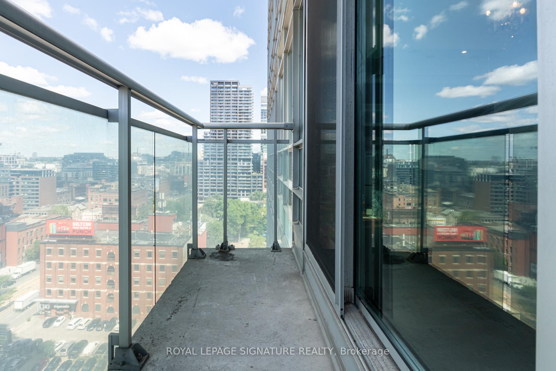 Photo 20 of Unit 2101, 381 Front Street W, Toronto, Waterfront Communities — HOMEH