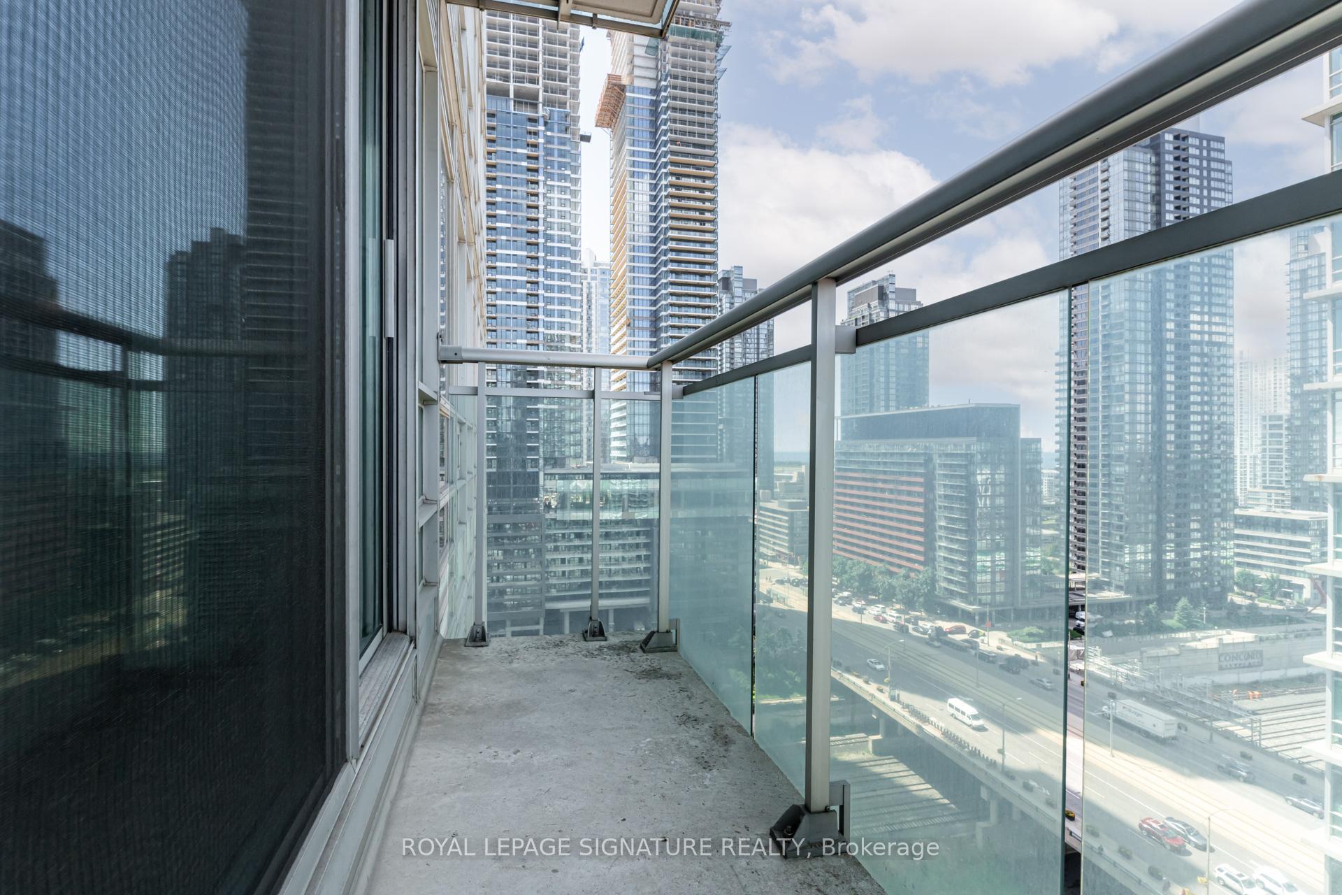 Photo 21 of Unit 2101, 381 Front Street W, Toronto, Waterfront Communities — HOMEH
