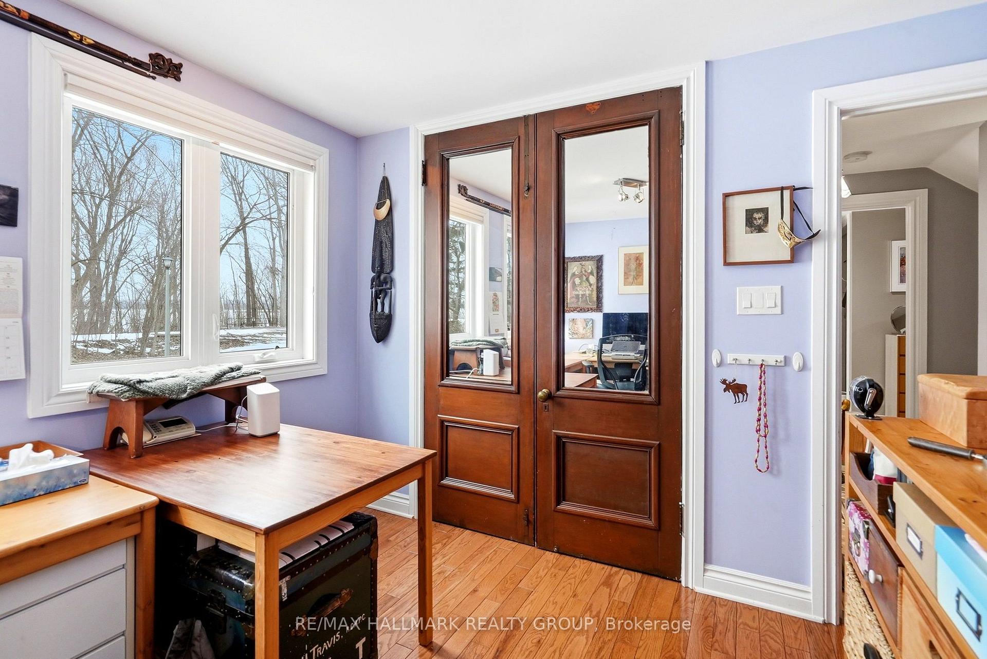 Photo 14 of 53 Scrivens Street, Ottawa, Britannia — HOMEH
