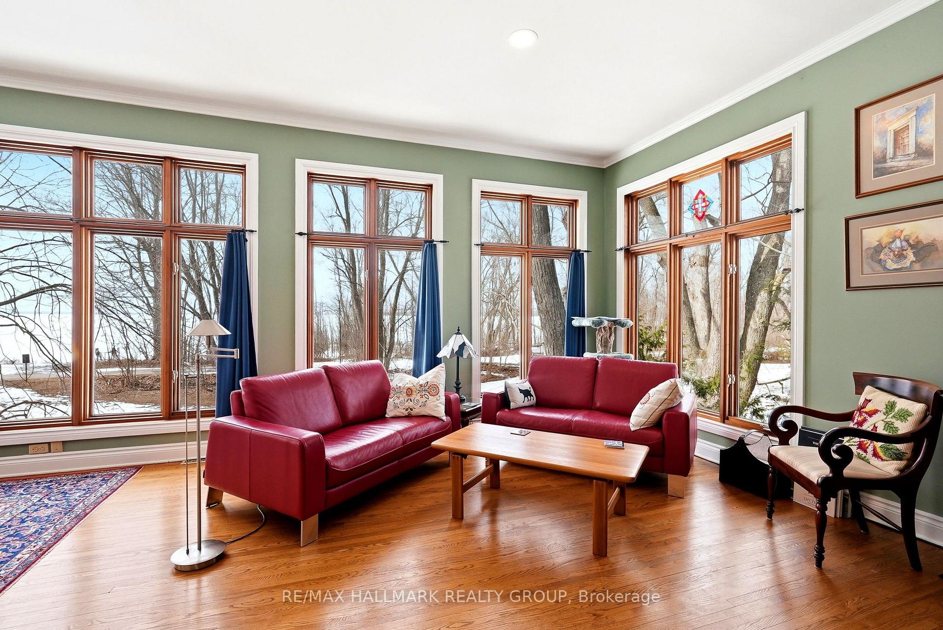 Photo 24 of 53 Scrivens Street, Ottawa, Britannia — HOMEH