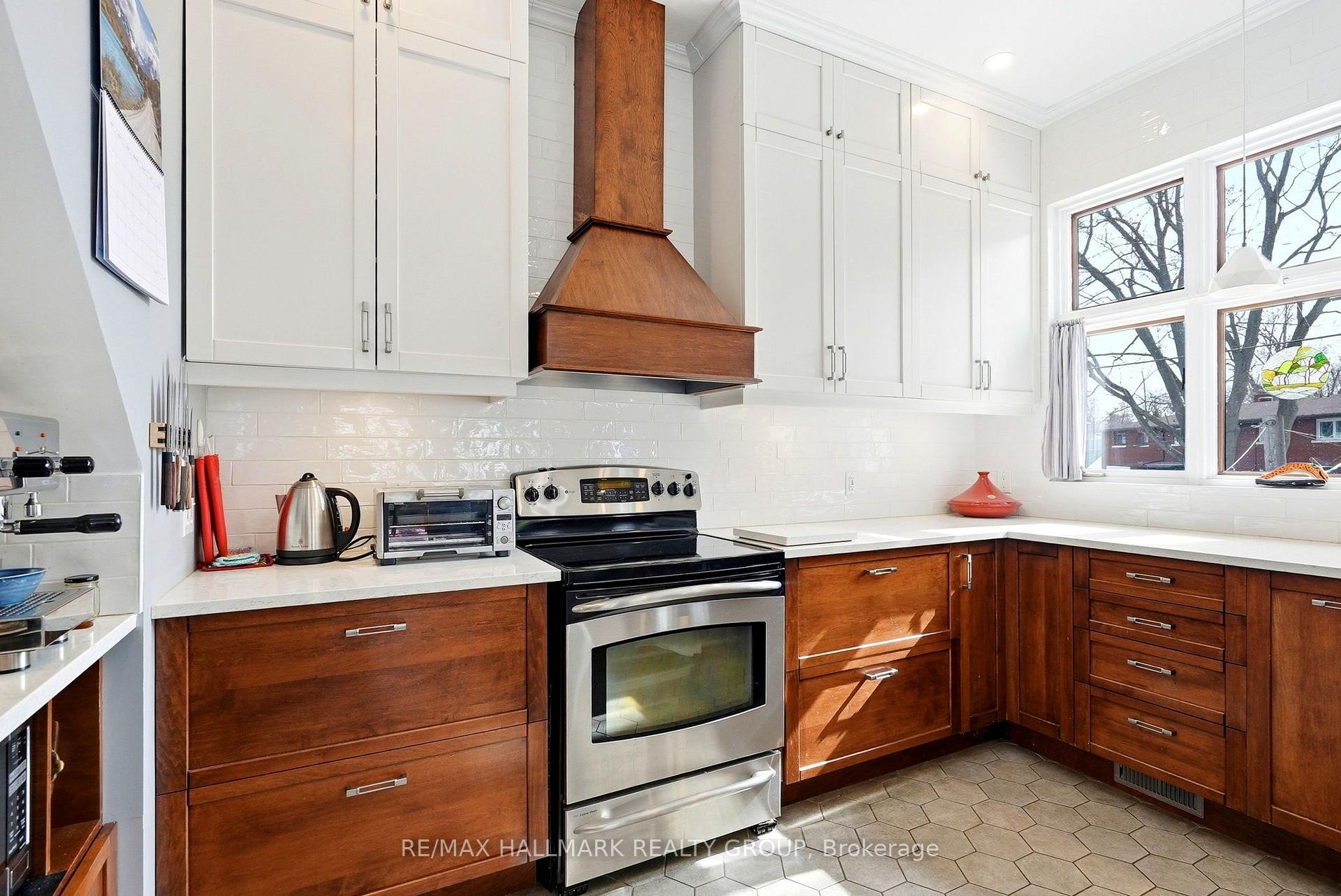 Photo 31 of 53 Scrivens Street, Ottawa, Britannia — HOMEH
